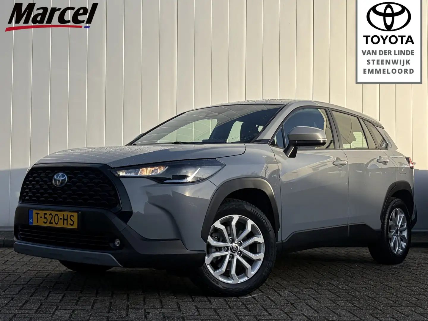 Toyota Corolla Cross 2.0 High Power Hybrid Active NL Auto 200PK Navi Ca Grau - 1