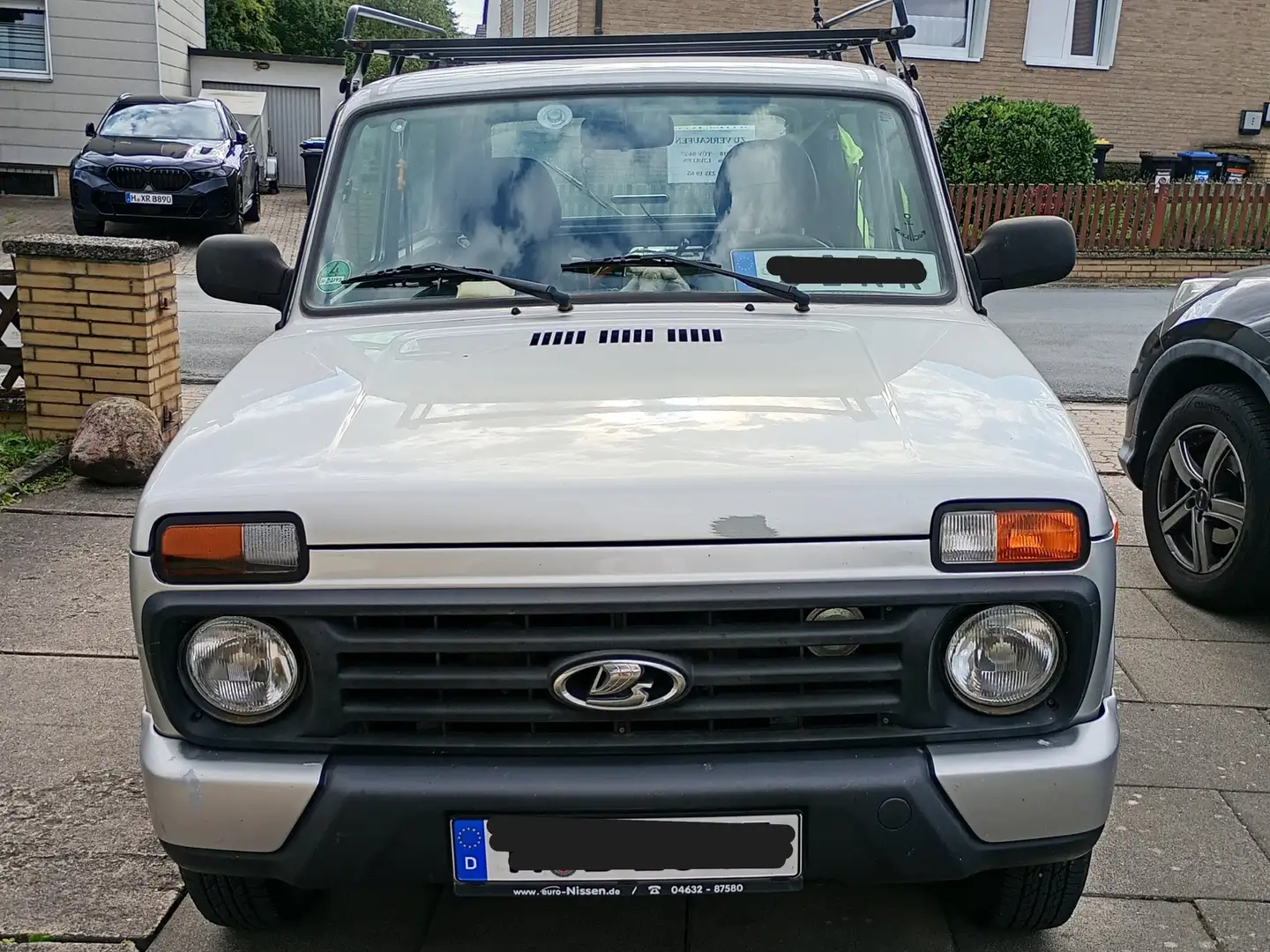 Lada 4x4 Lada 4x4 Urban srebrna - 1