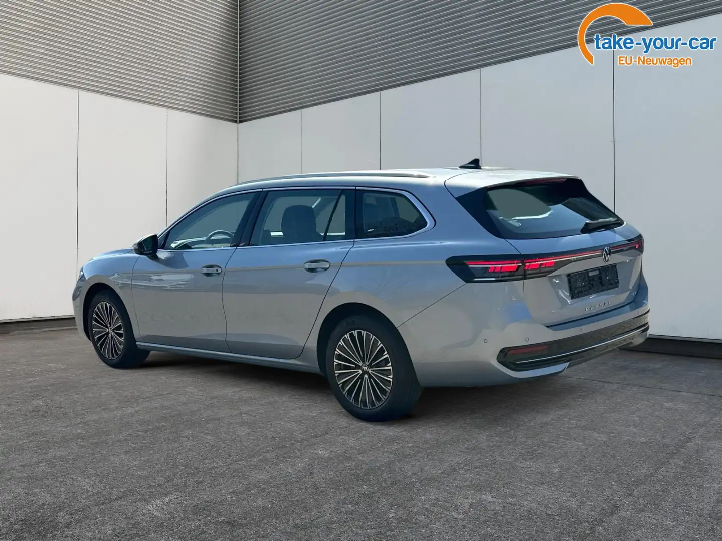 Volkswagen Passat Variant Elegance DSG+NAVI+MATRIX+MASSAGE+ACC+KAMERA 1.5... Plateado - 2