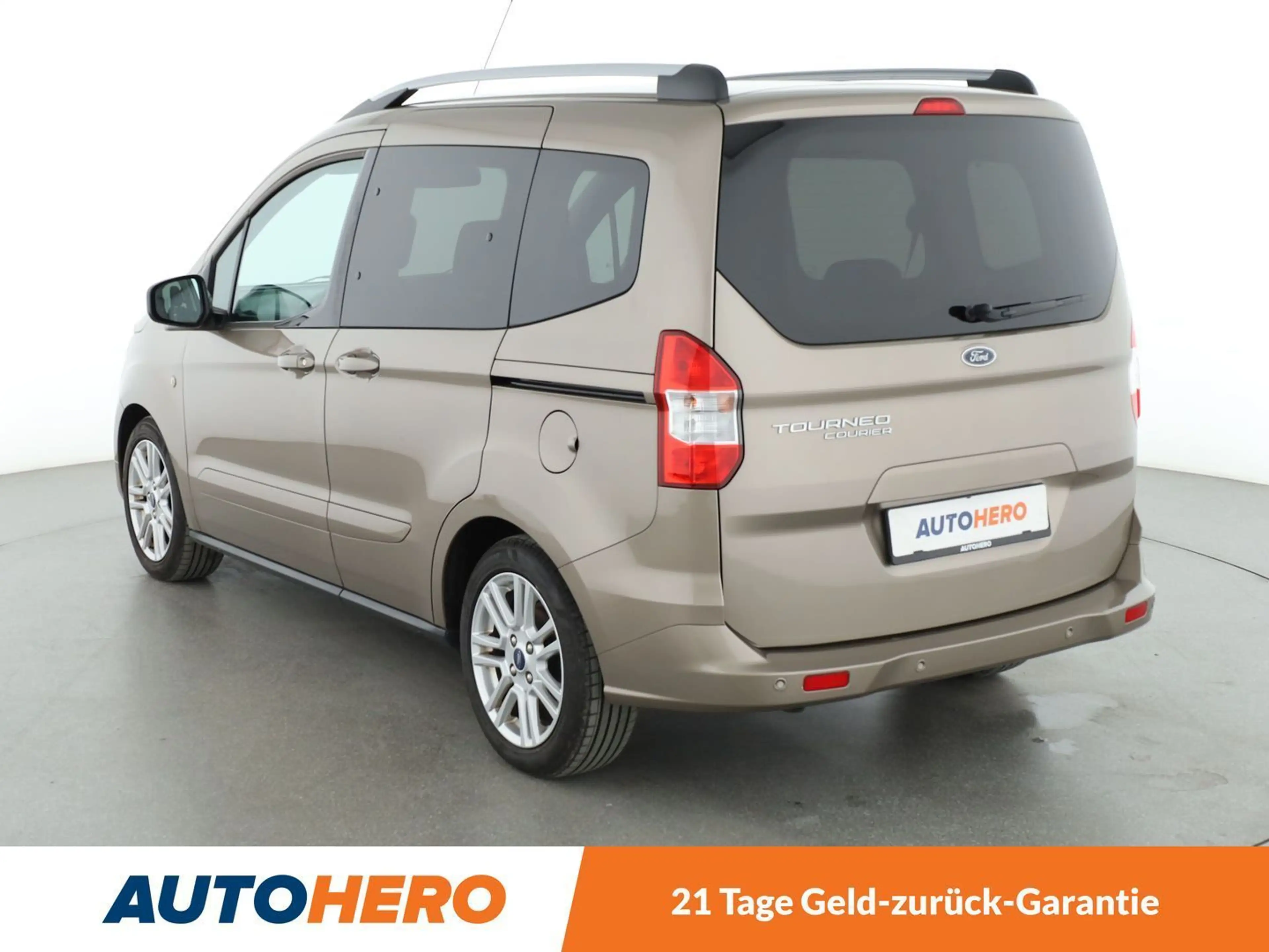 Ford Tourneo 1.0 EcoBoost Titanium *NAVI*TEMPO*PDC*SHZ*KLIMA* — photo 4