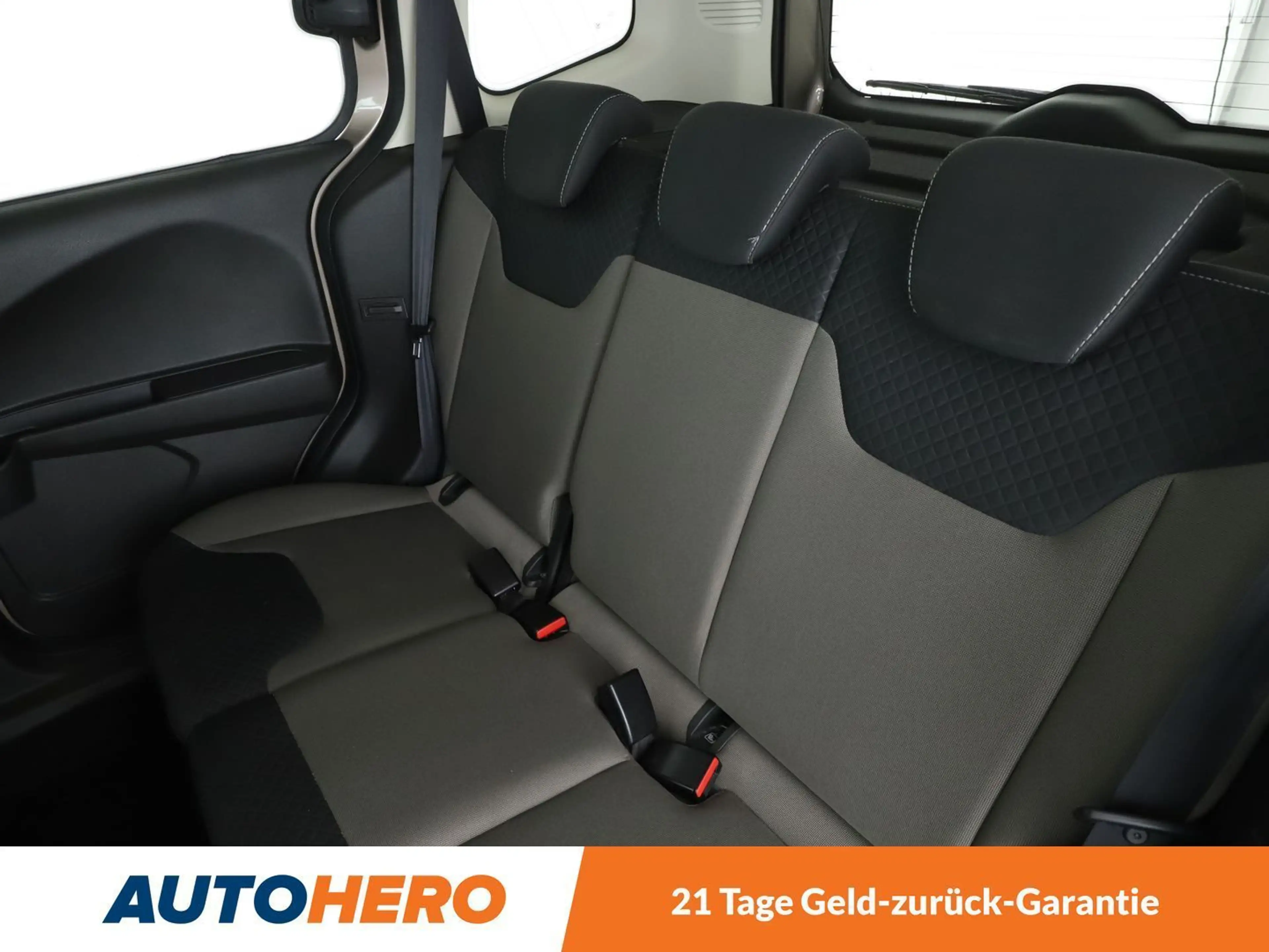 Ford Tourneo 1.0 EcoBoost Titanium *NAVI*TEMPO*PDC*SHZ*KLIMA* — photo 14