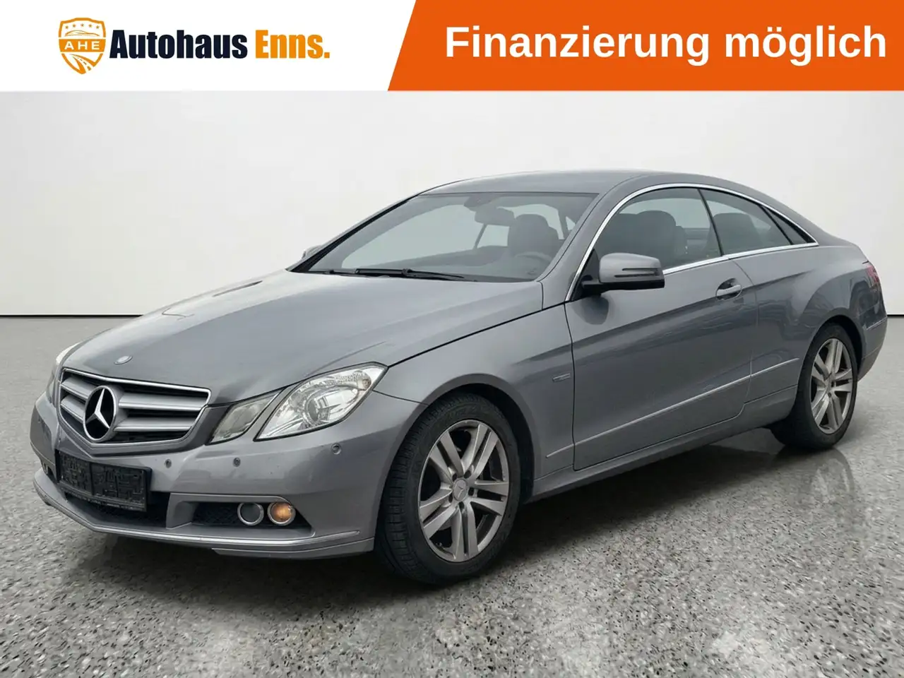 Mercedes-Benz E 200