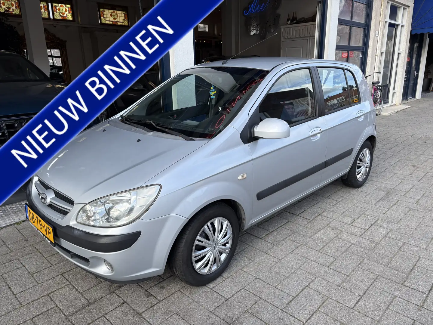 Hyundai Getz 1.4i Active Cool 5 DRS/APK 11-2026/AIRCO Gris - 1