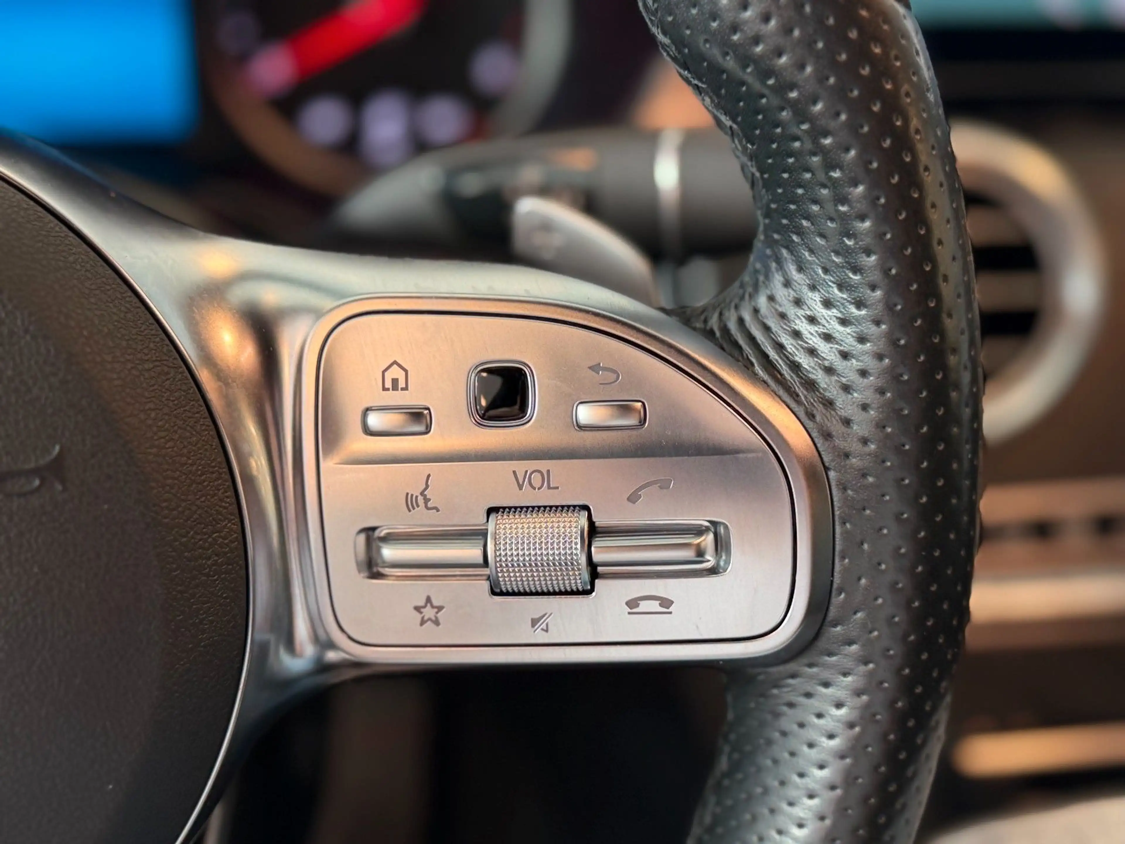 Mercedes-Benz C 220 d T 4-Matic AMG 9G-Tr. Rü-Ka AHK LED SHZ — photo 21