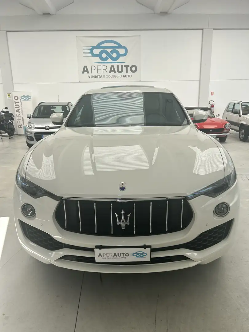 Maserati Levante 3.0 V6 Granlusso 250cv auto my19 - 2