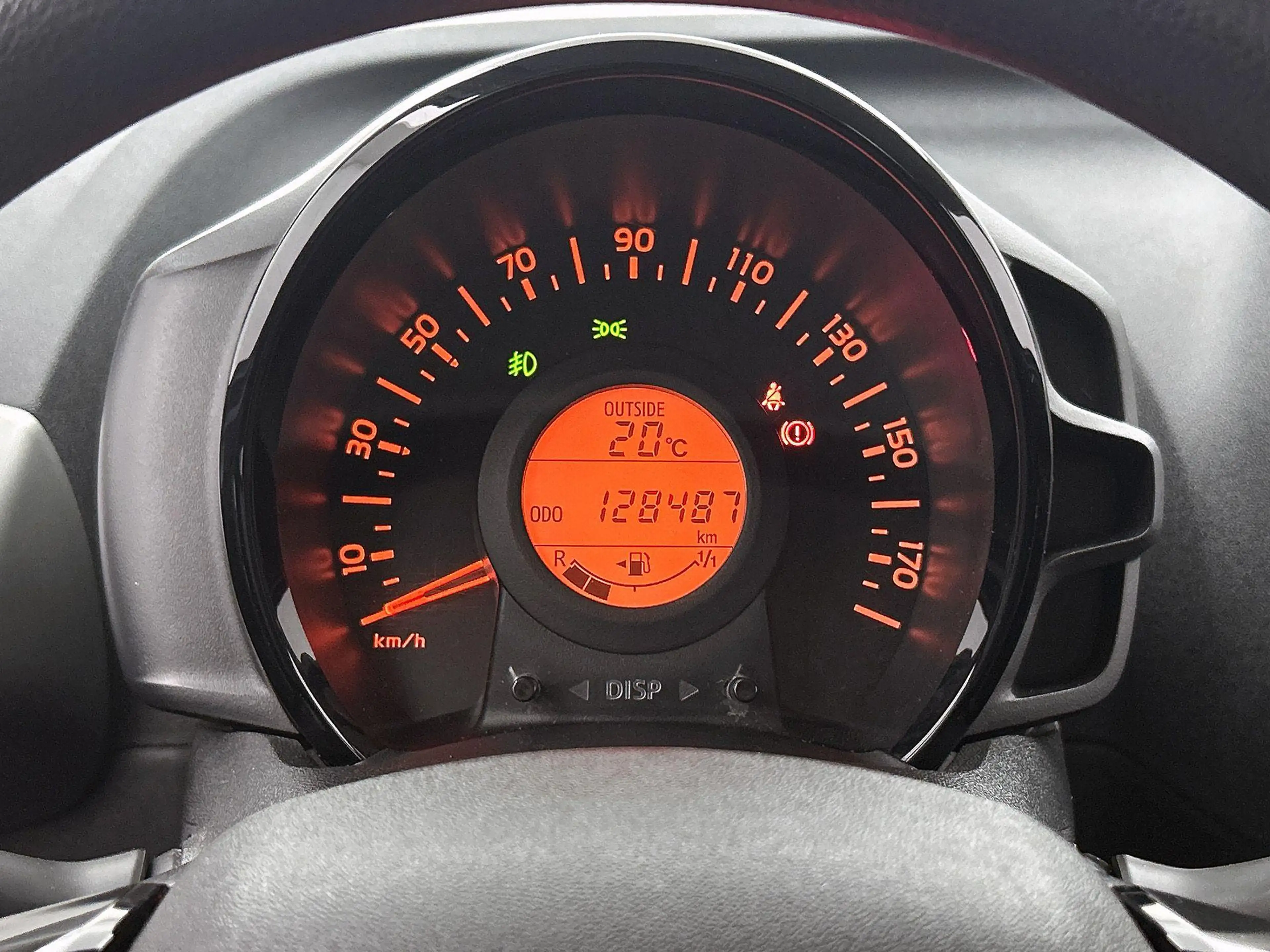 Peugeot 108 1.0 e-VTi Blue Lion — photo 15