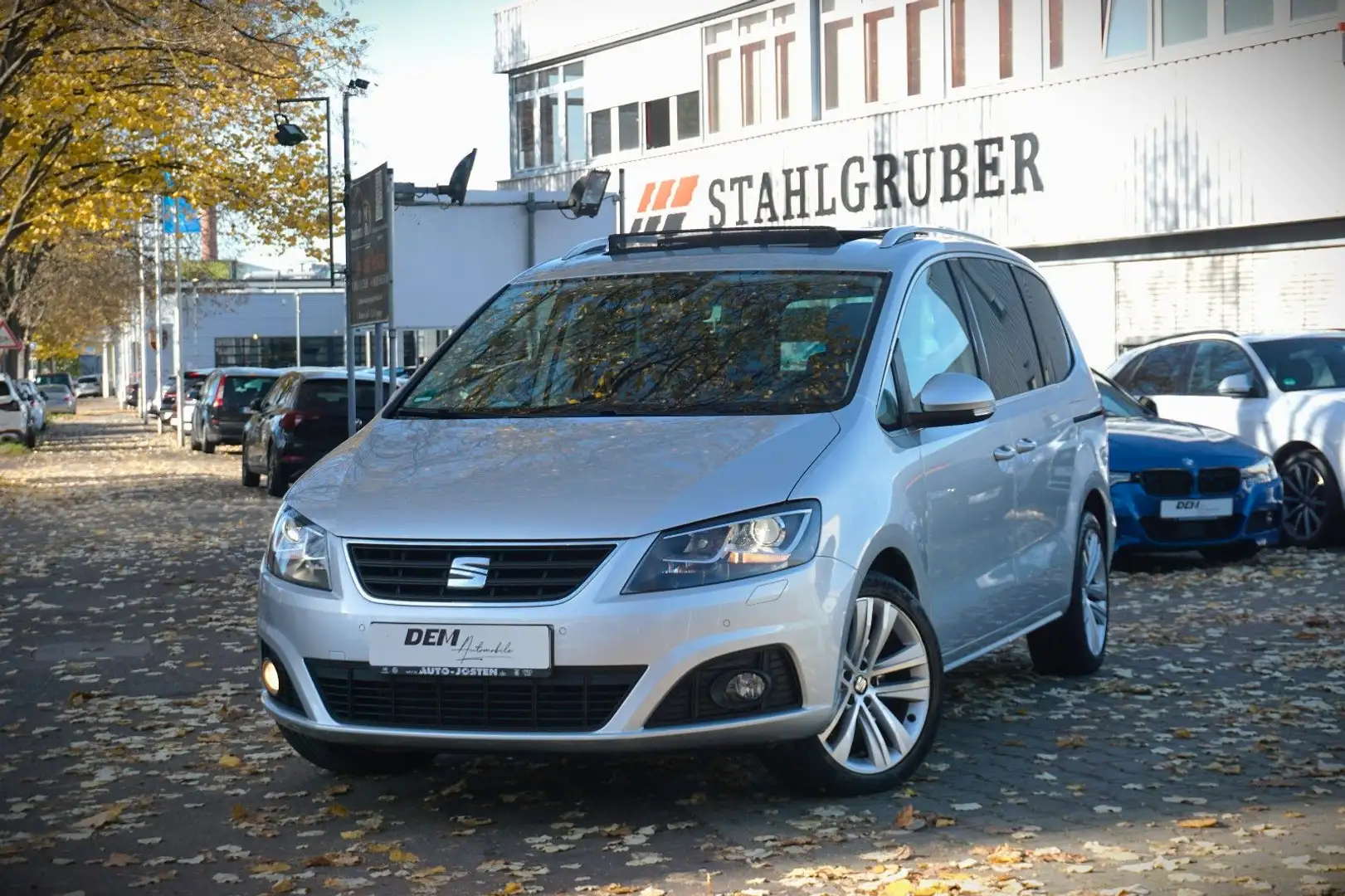 SEAT Alhambra Crono Plus / 7 SItze / Pano./ R-Kamera Silber - 1