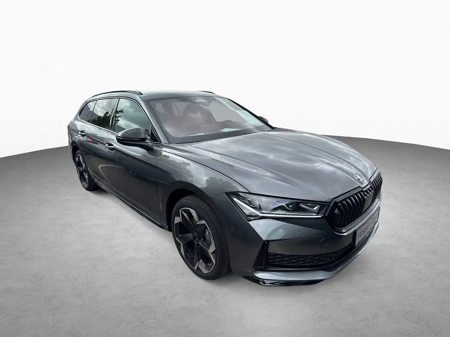 Skoda Superb 1.5 TSI iV 150 kW Sportline Grau - 2