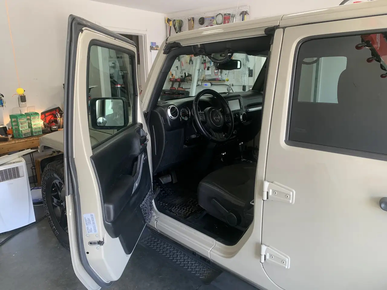 Jeep Wrangler снимка Jeep Wrangler