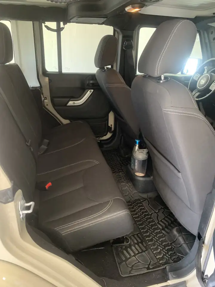 Jeep Wrangler снимка Jeep Wrangler