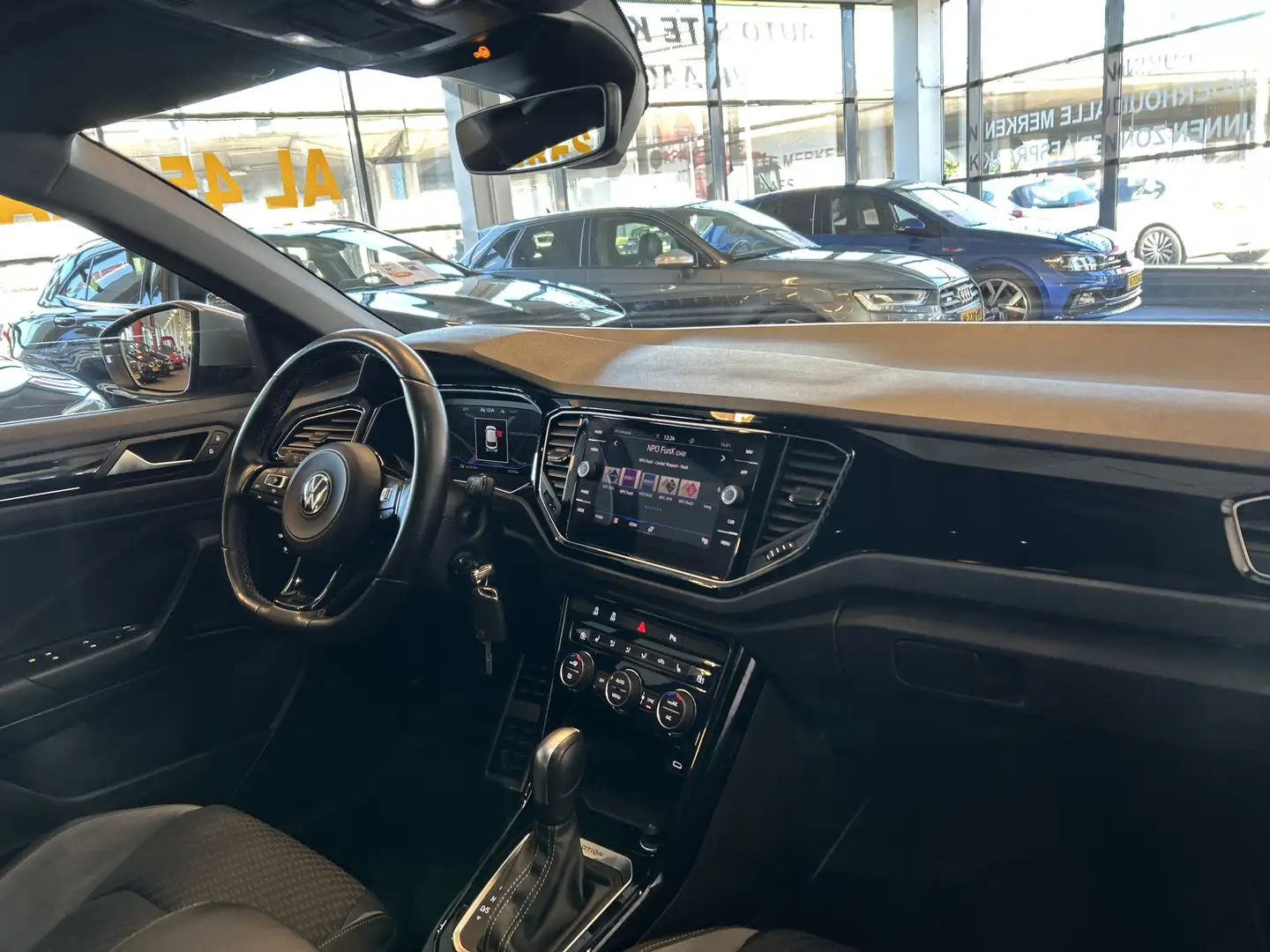 Volkswagen T-Roc 2.0 TSI 4Motion R | 100% Dealer onderhouden | Digi Blu/Azzurro - 2