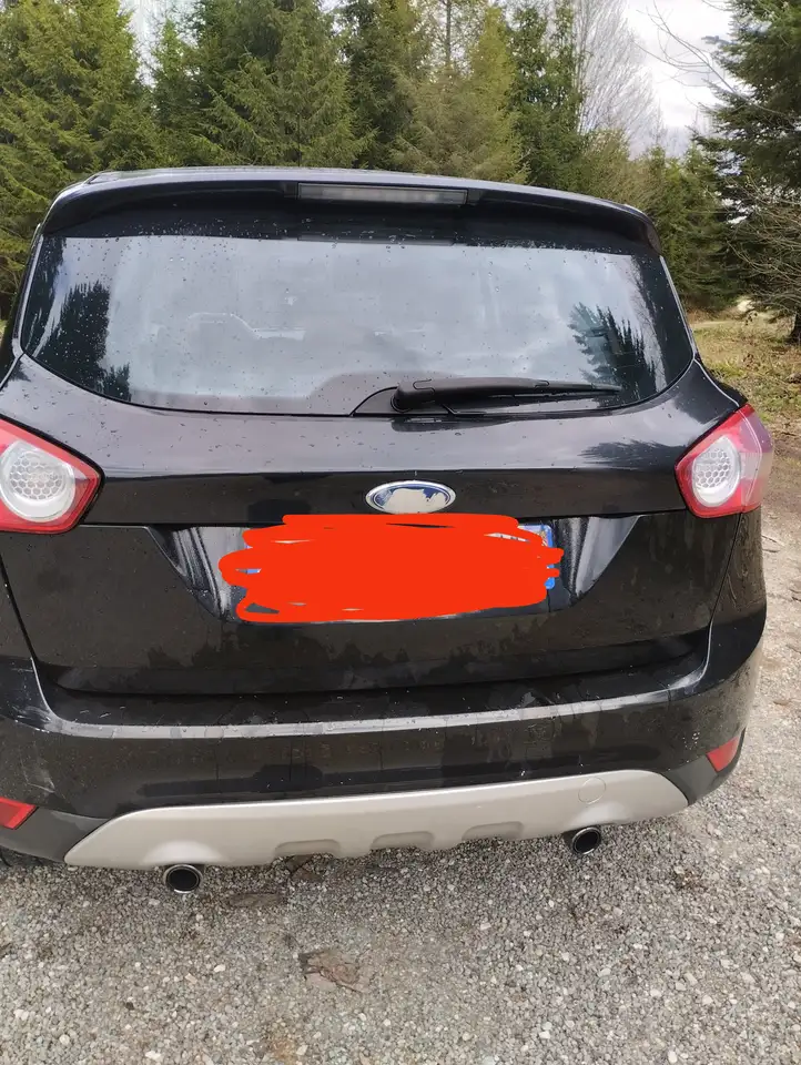 Ford Kuga 2.0 TDCi 136 DPF 4x2 Titanium