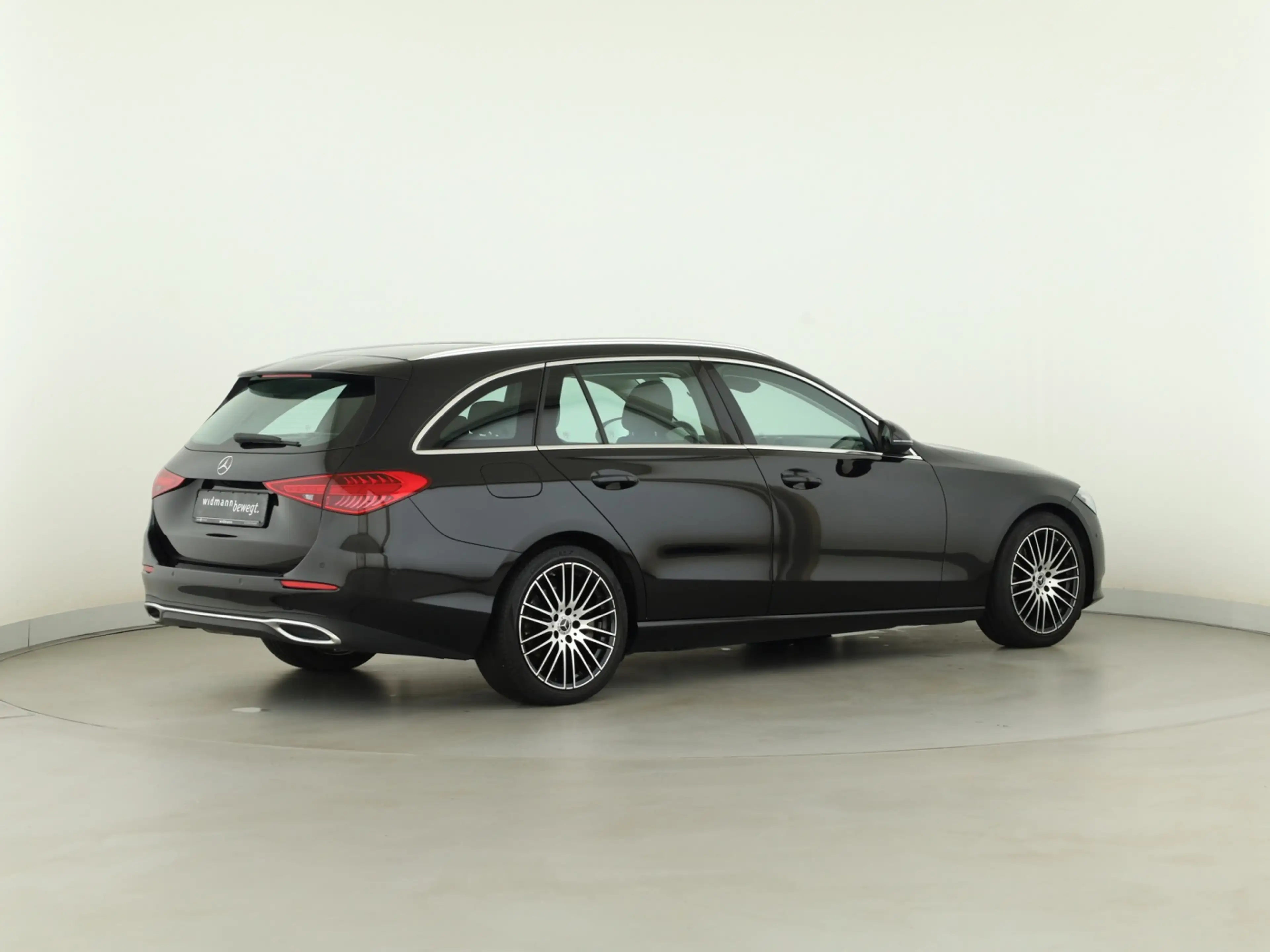 Mercedes-Benz C 220 d 4M T *Avantgarde*Distronic*Panorama*PTS* — photo 6