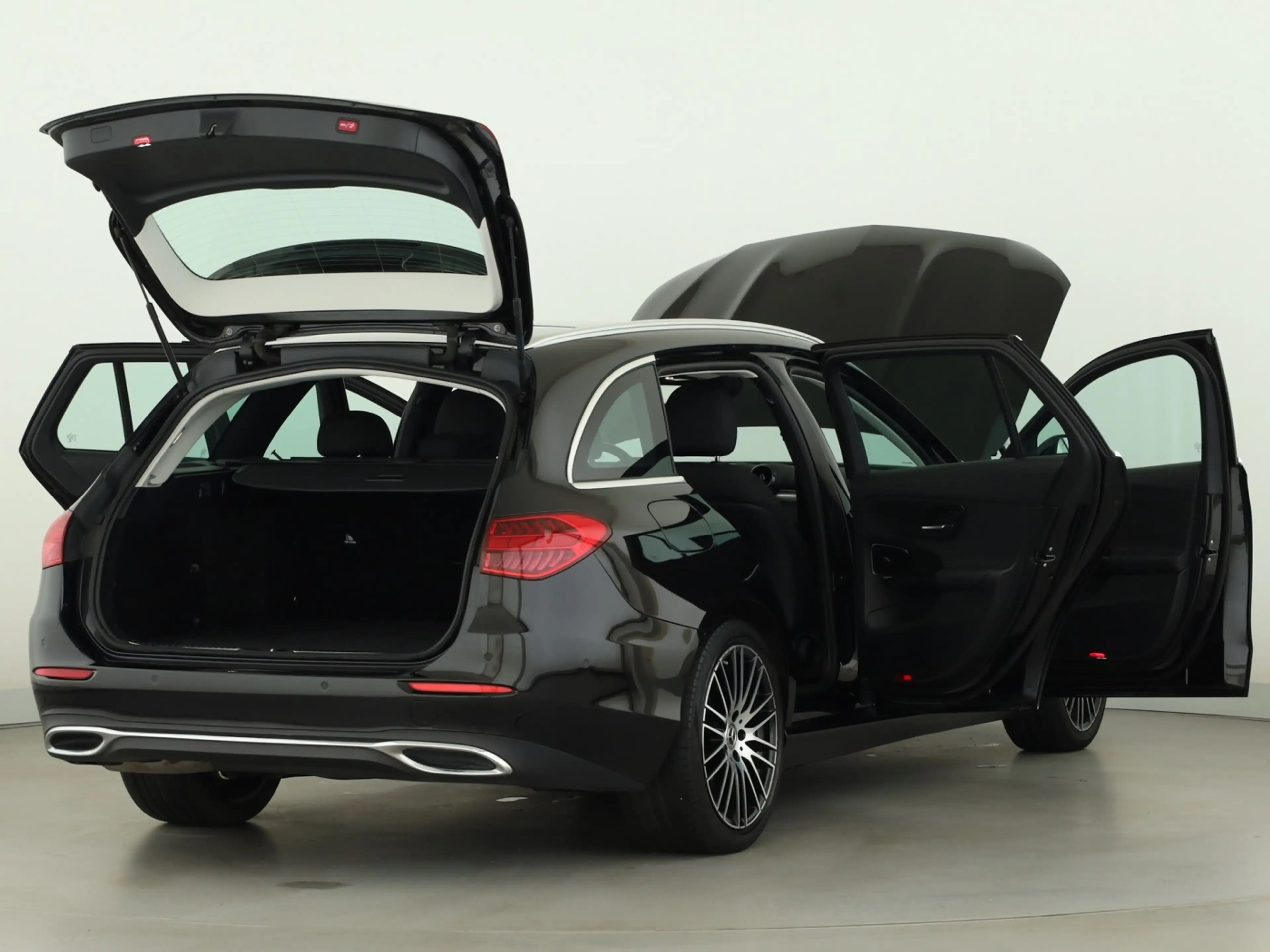 Mercedes-Benz C 220 d 4M T *Avantgarde*Distronic*Panorama*PTS* — photo 9