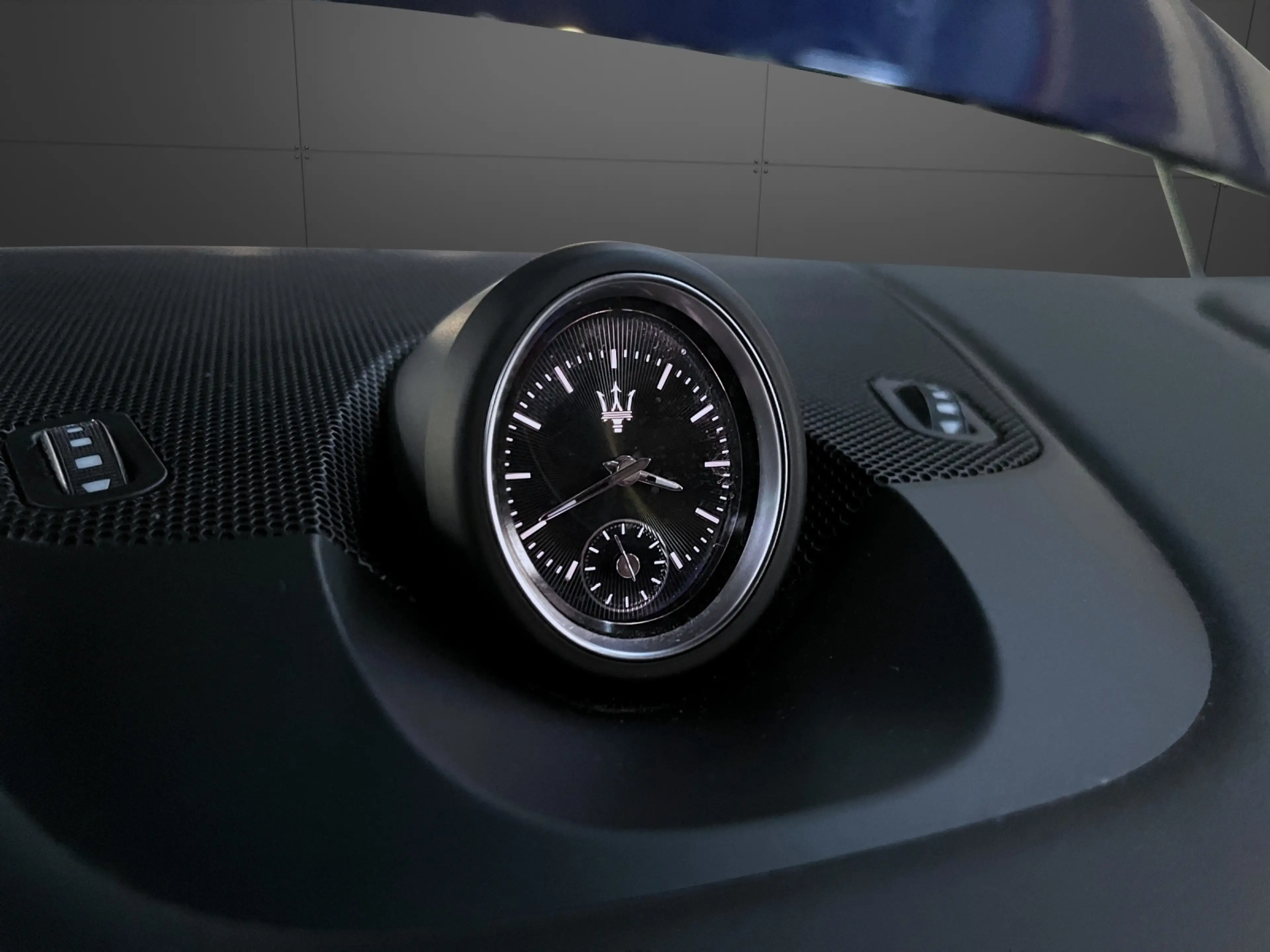 Maserati Levante Diesel GranSport — photo 14