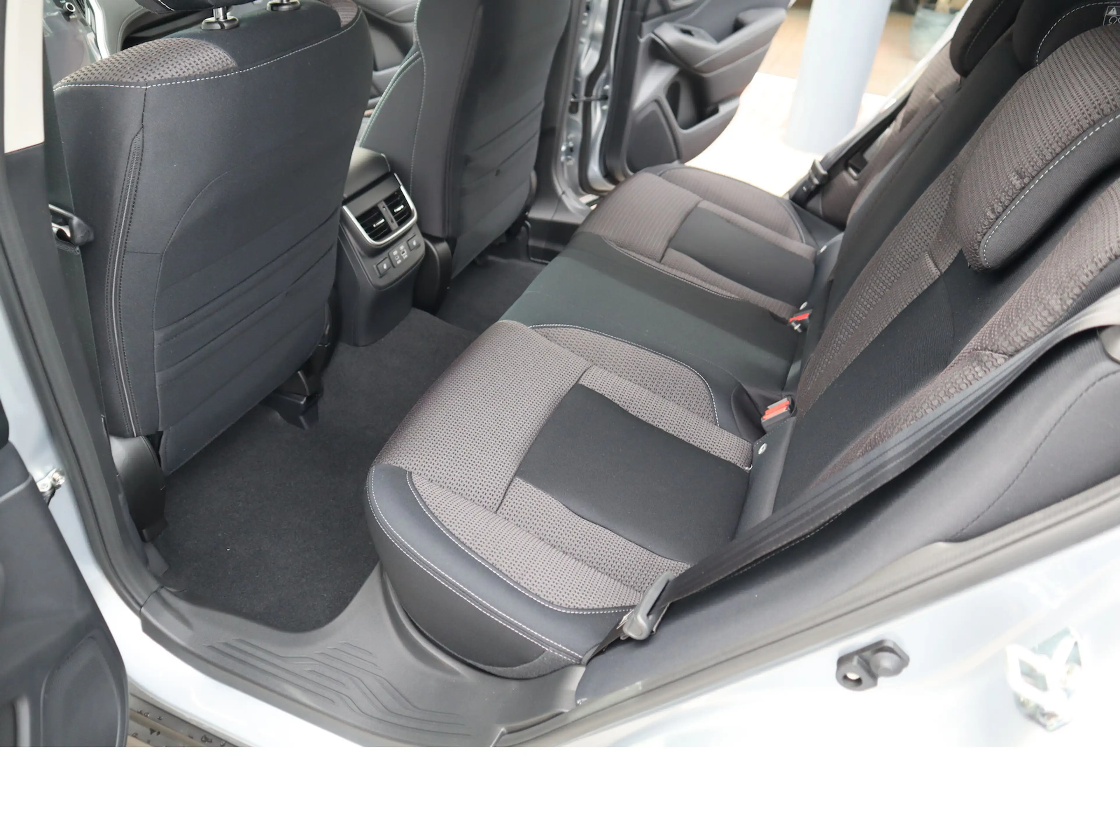 Subaru OUTBACK Trend SHZ,ACAA,LED,5-Jahre-Garantie,UVM... — photo 12