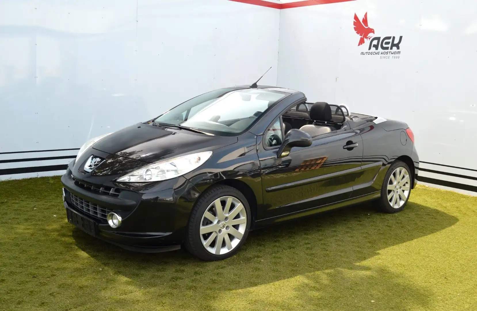 Peugeot 207 CC Cabrio-Coupe Sport 1.HD!+Peugeot S-Heft! Noir - 1