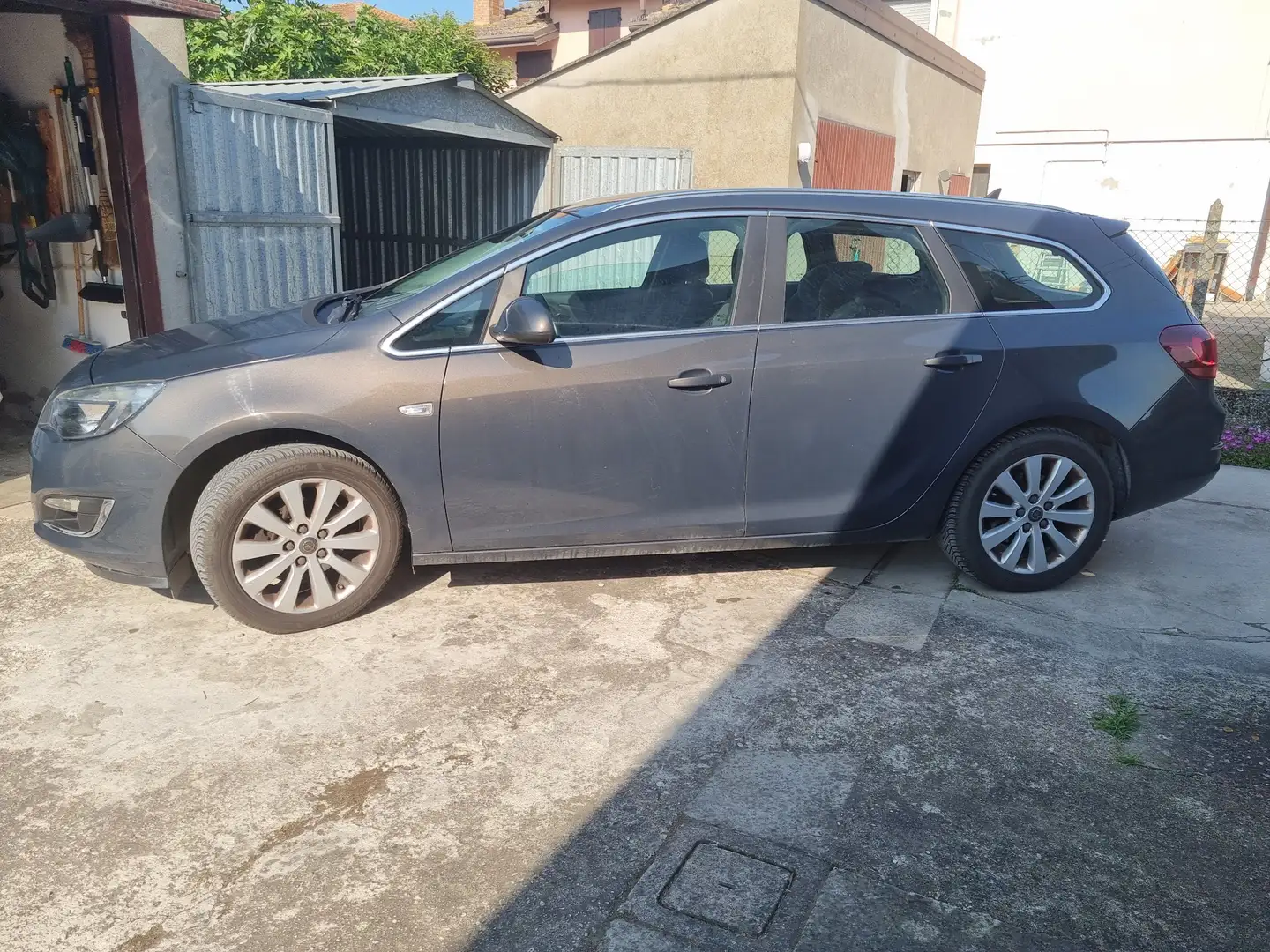 Opel Astra Sports Tourer 1.6 cdti (ecoflex) Cosmo s&s 136cv - 2