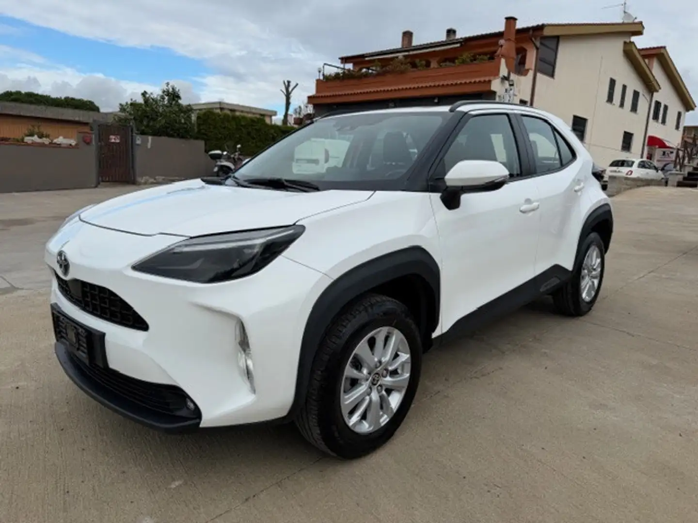 Toyota Yaris Cross Yaris Cross 1.5 Hybrid 5p. E-CVT Active Eco Bianco - 2