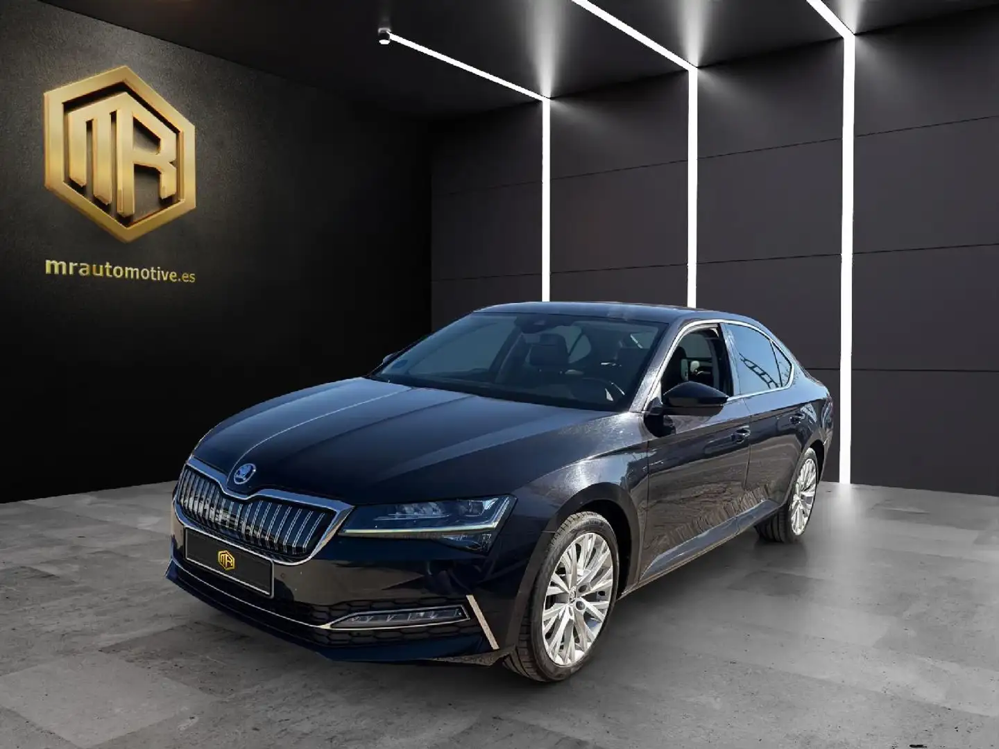 Skoda Superb 1.4 TSI P-HEV Style DSG Negro - 1