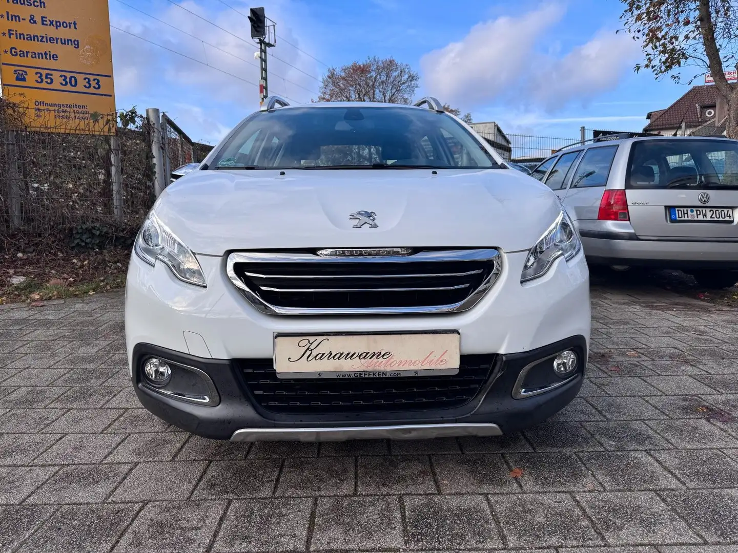 Peugeot 2008 Allure NUR 85.000 KM Weiß - 2