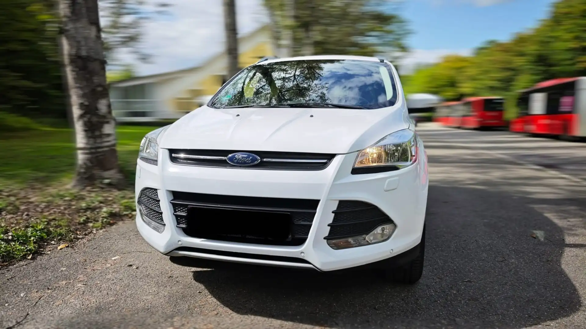 Ford Kuga 1.5 EcoBoost 2x4 SYNC - 1