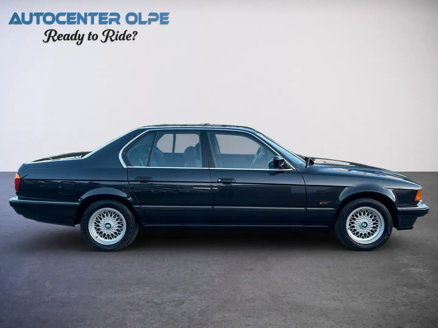 BMW 735 E32 **ERST 50Tkm-TÜV NEU-Klimaautomatik** Schwarz - 2