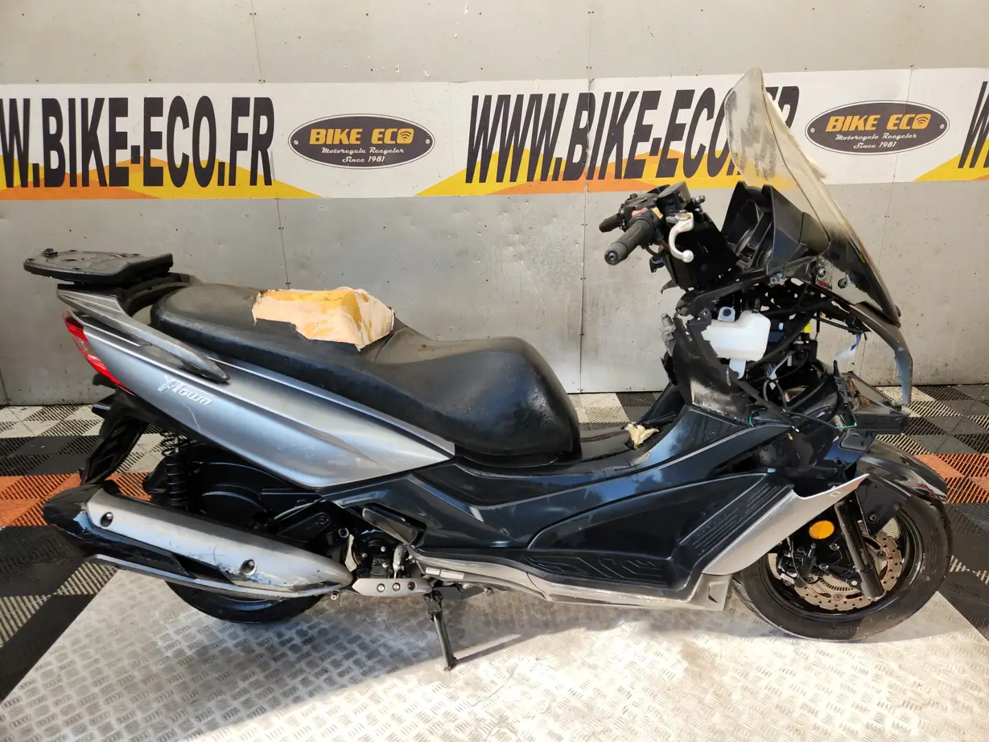 Kymco X-Town Grey - 1