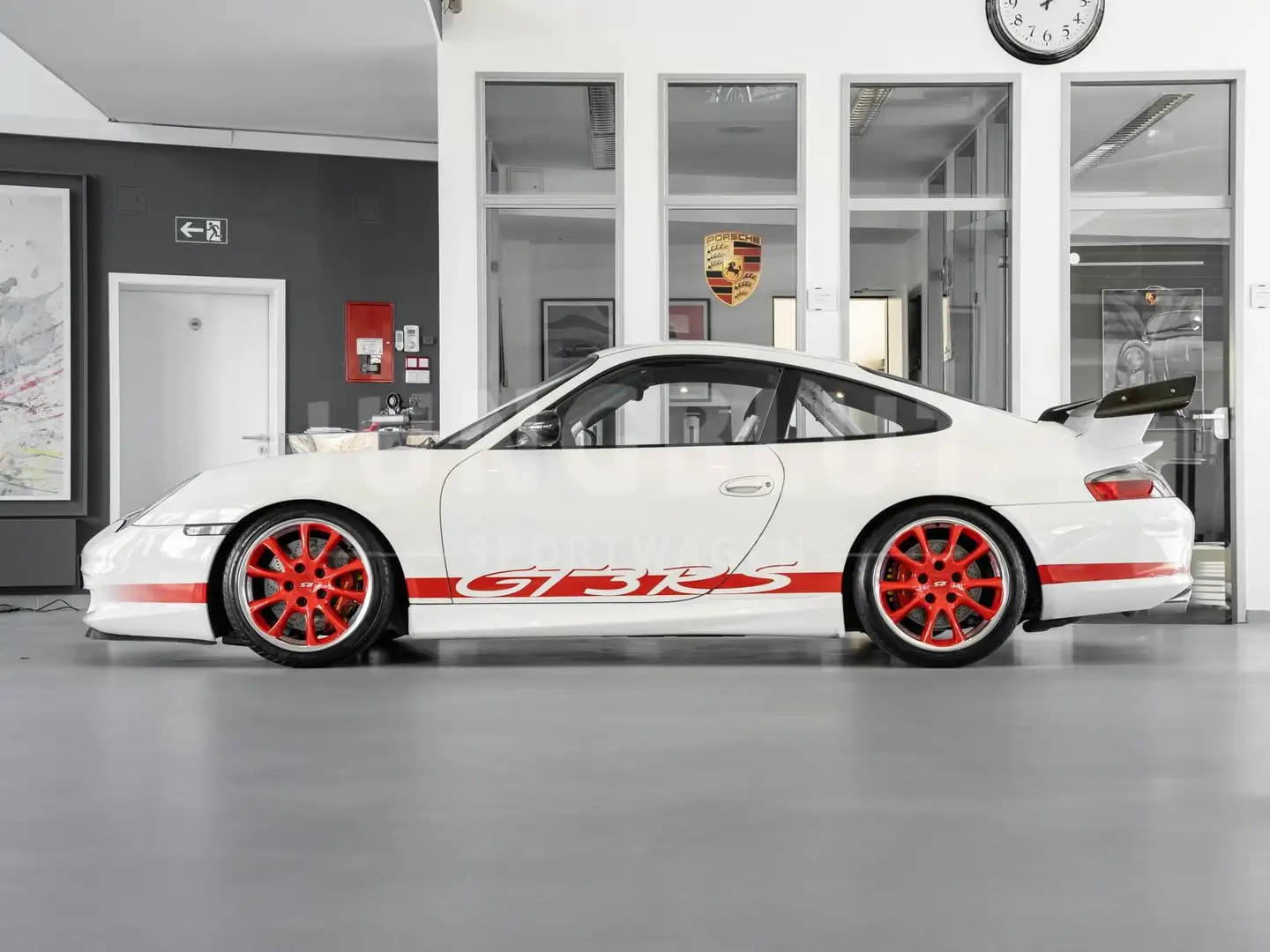 Porsche 996 GT3 RS +deut.FZG+Top+Weiß/Rot+Supersprint Bílá - 2