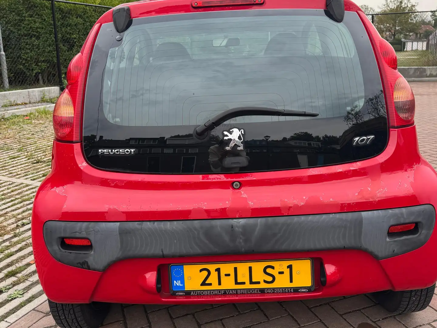 Peugeot 107 107 1.0-12V XR Rood - 1