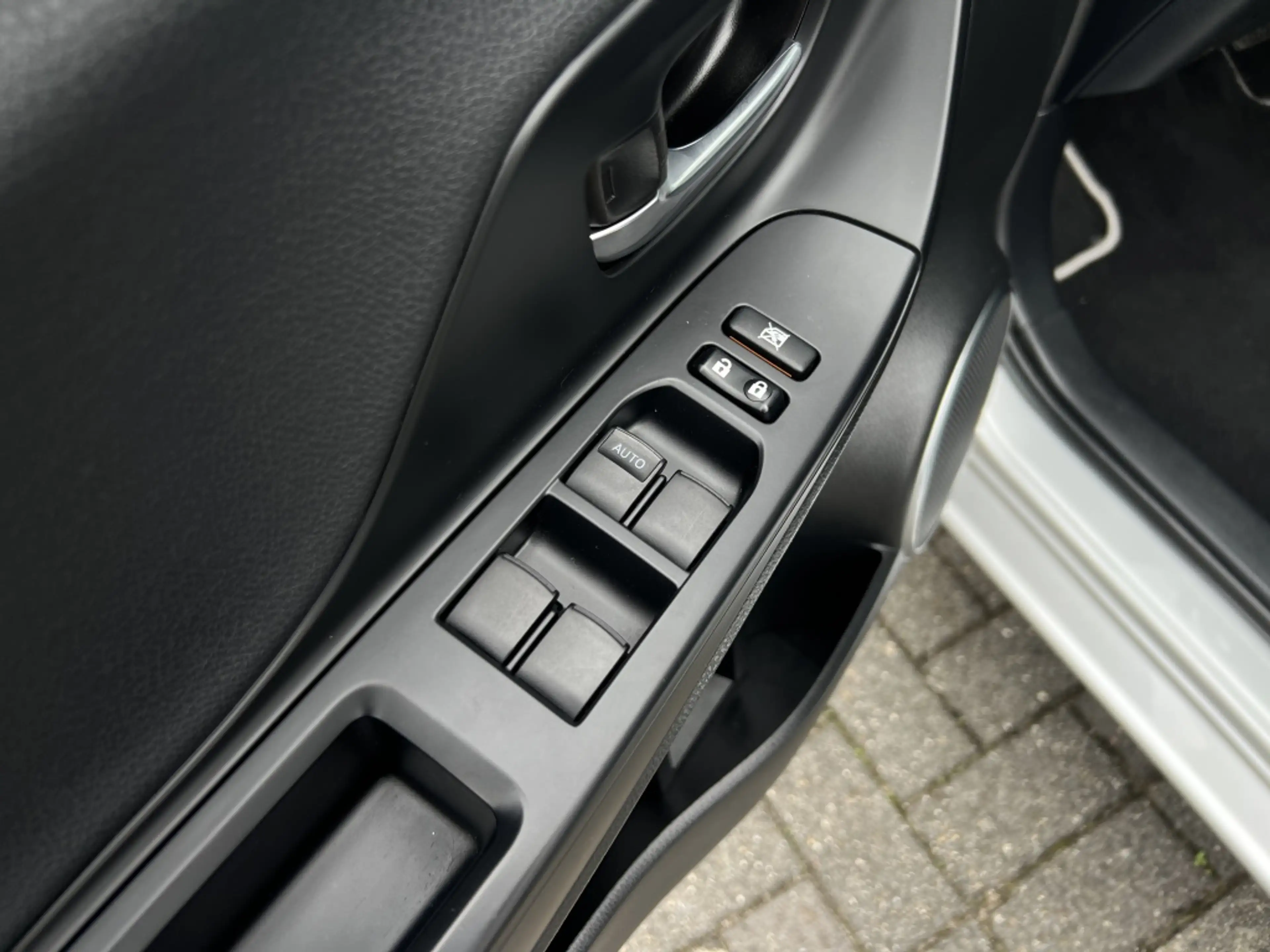 Toyota Yaris 1.5 Hyb. Dynamic — photo 7