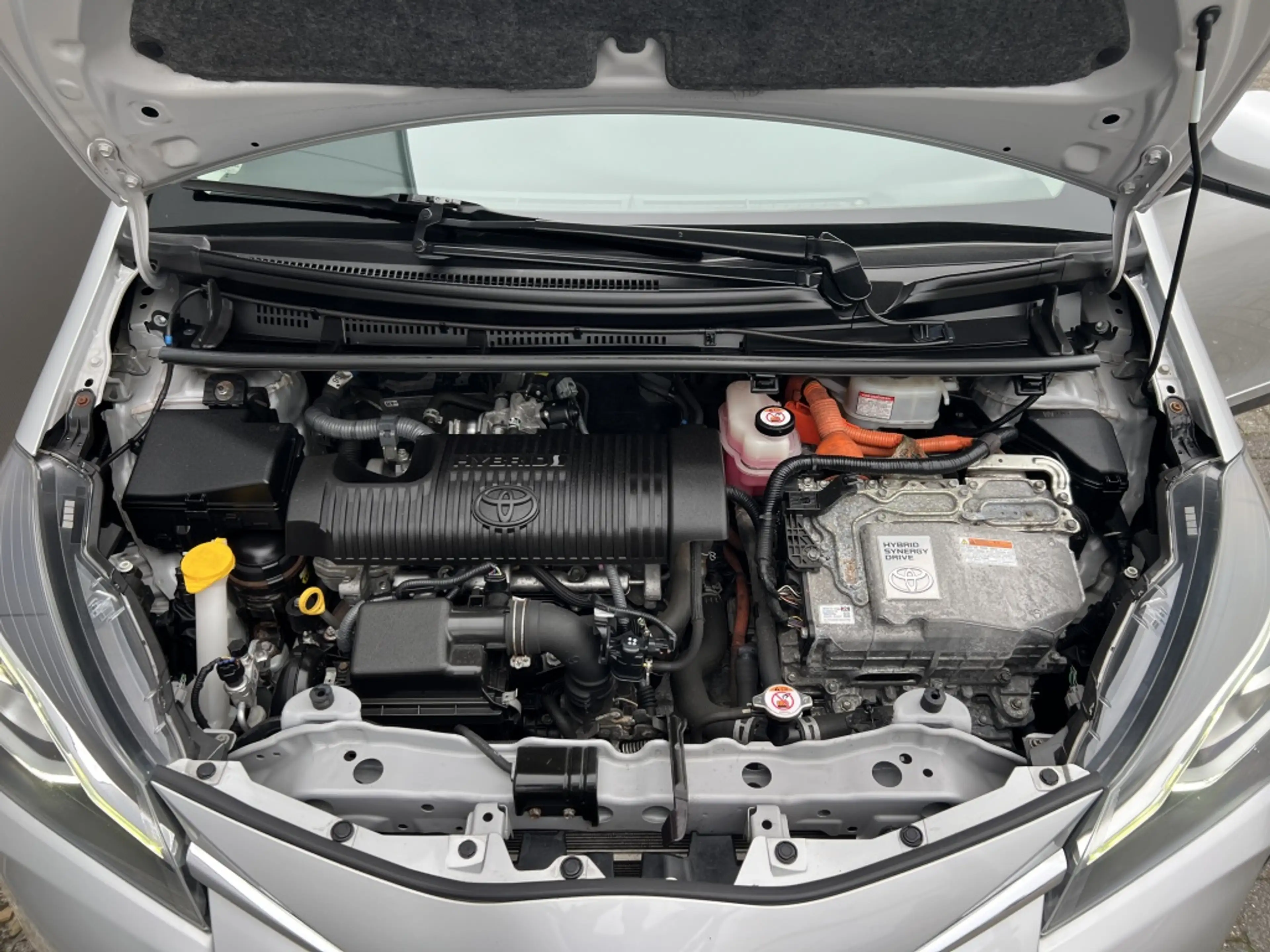Toyota Yaris 1.5 Hyb. Dynamic — photo 22