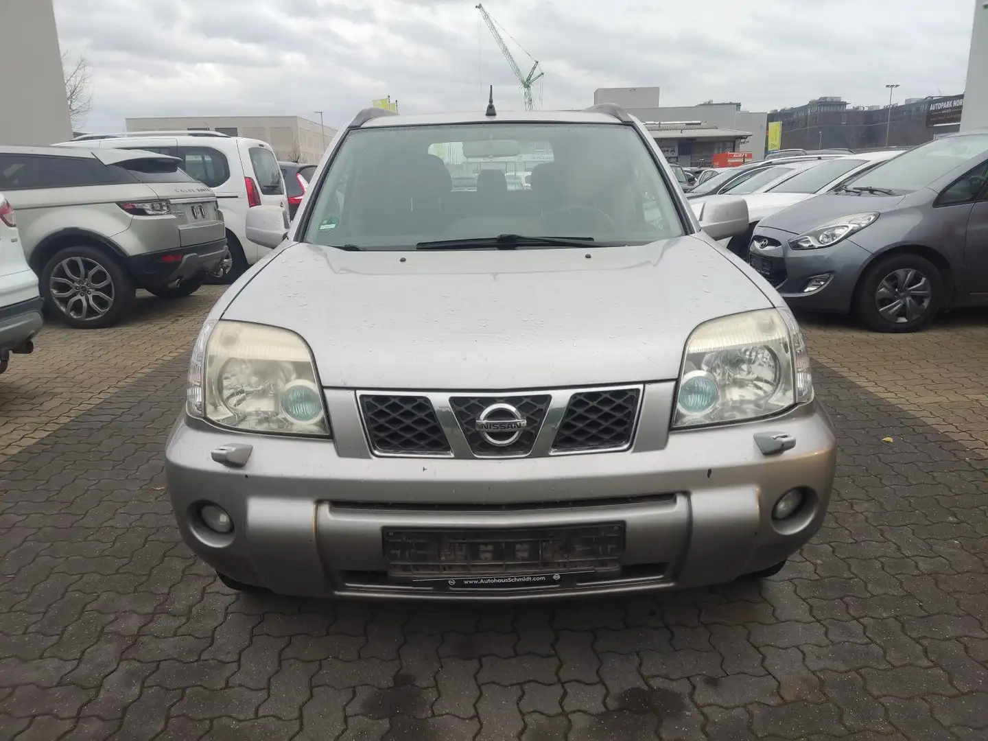 Nissan X-Trail Elegance Silber - 1