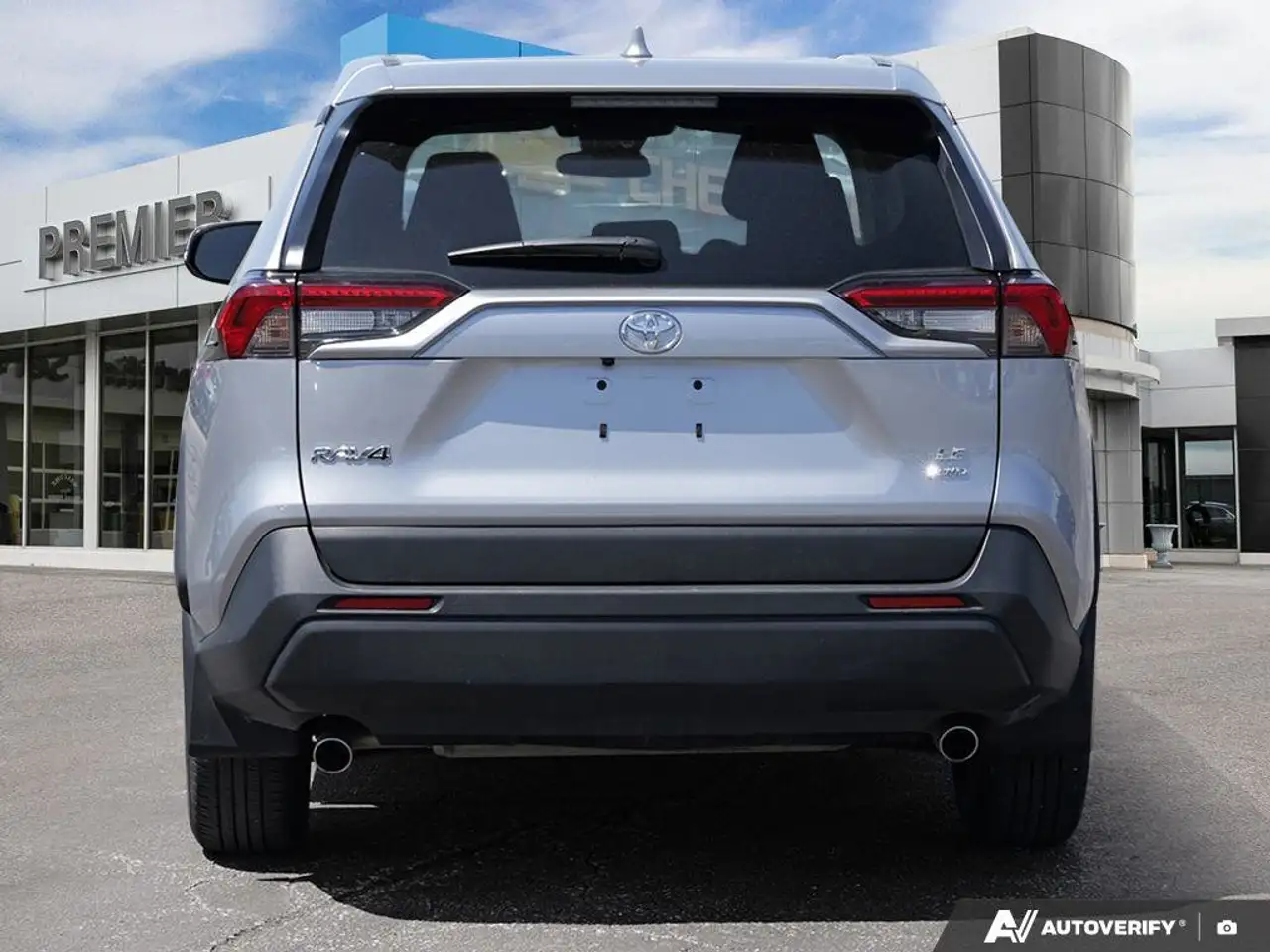 Toyota RAV 4 снимка Toyota RAV 4
