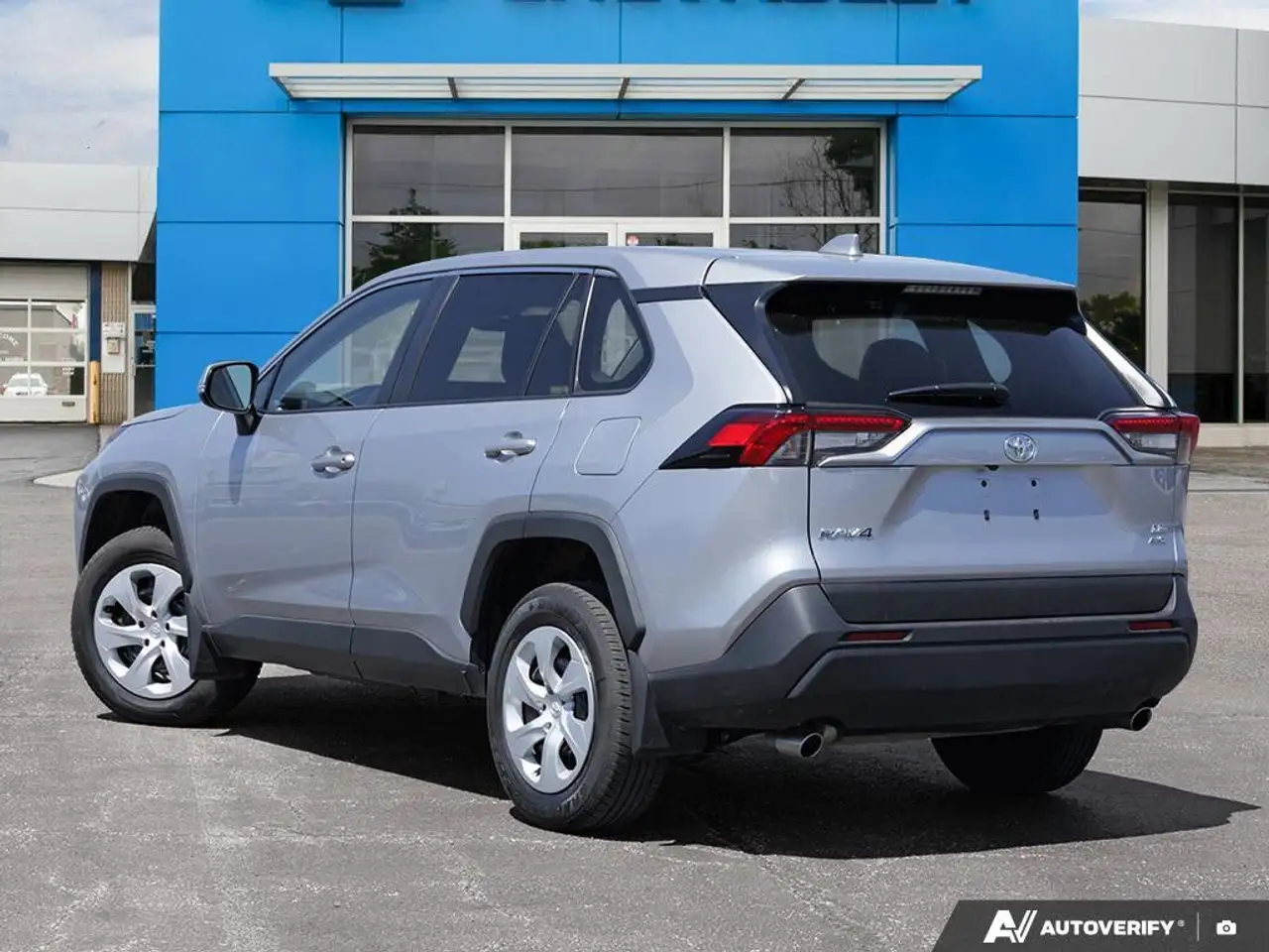 Toyota RAV 4 снимка Toyota RAV 4