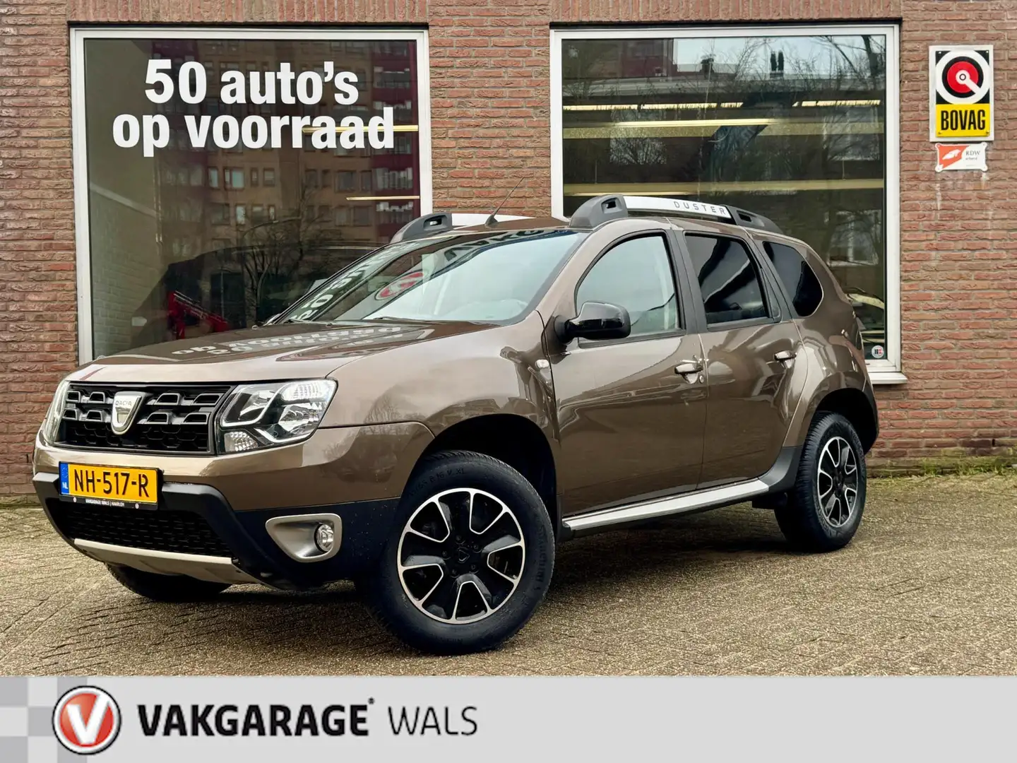 Dacia Duster 1.2 TCe 4x2 Blackshadow | Navi | Camera | Stoelver Marrón - 1