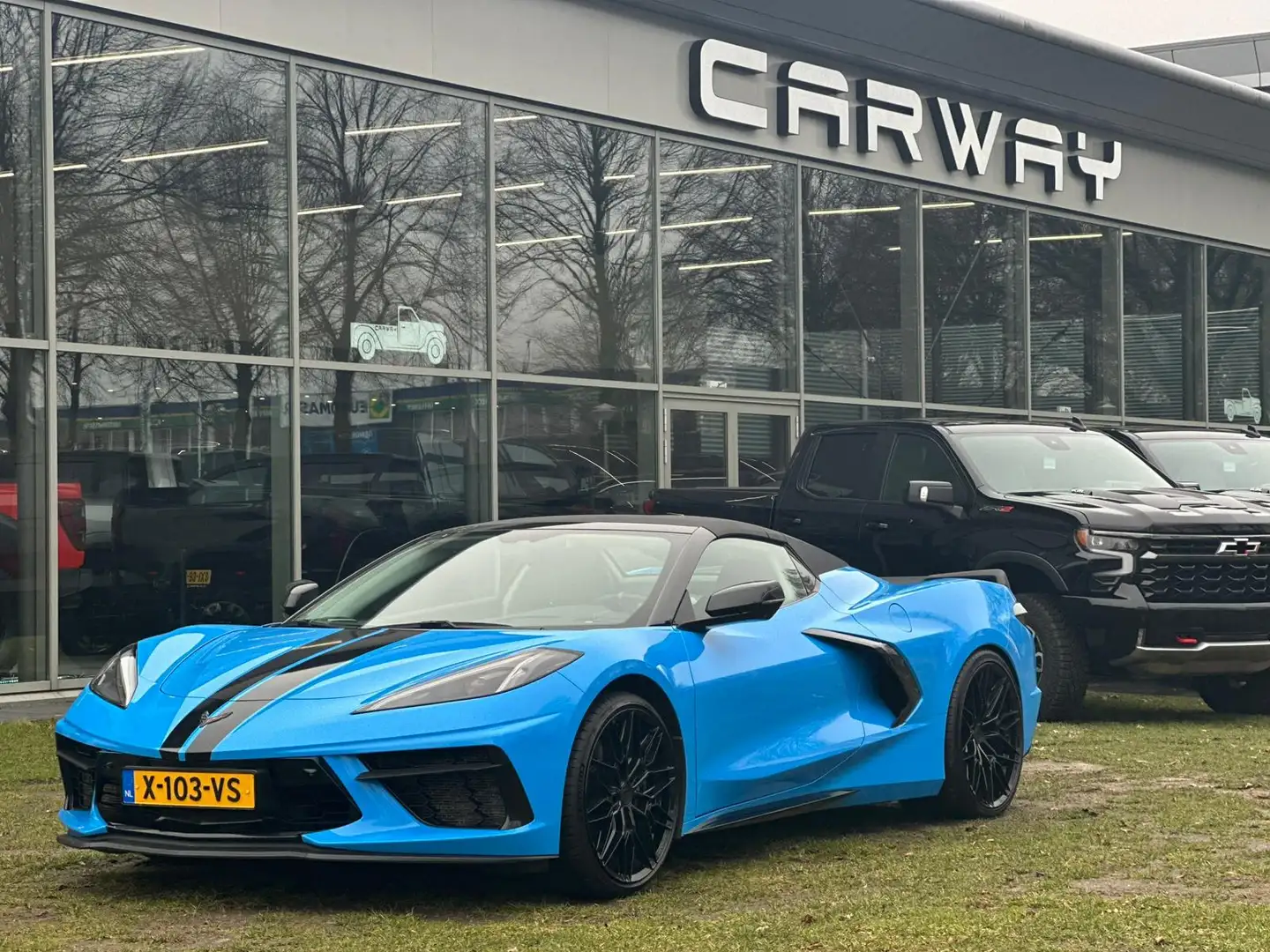 Corvette C8 6.2 3LT Cabriolet Blau - 1