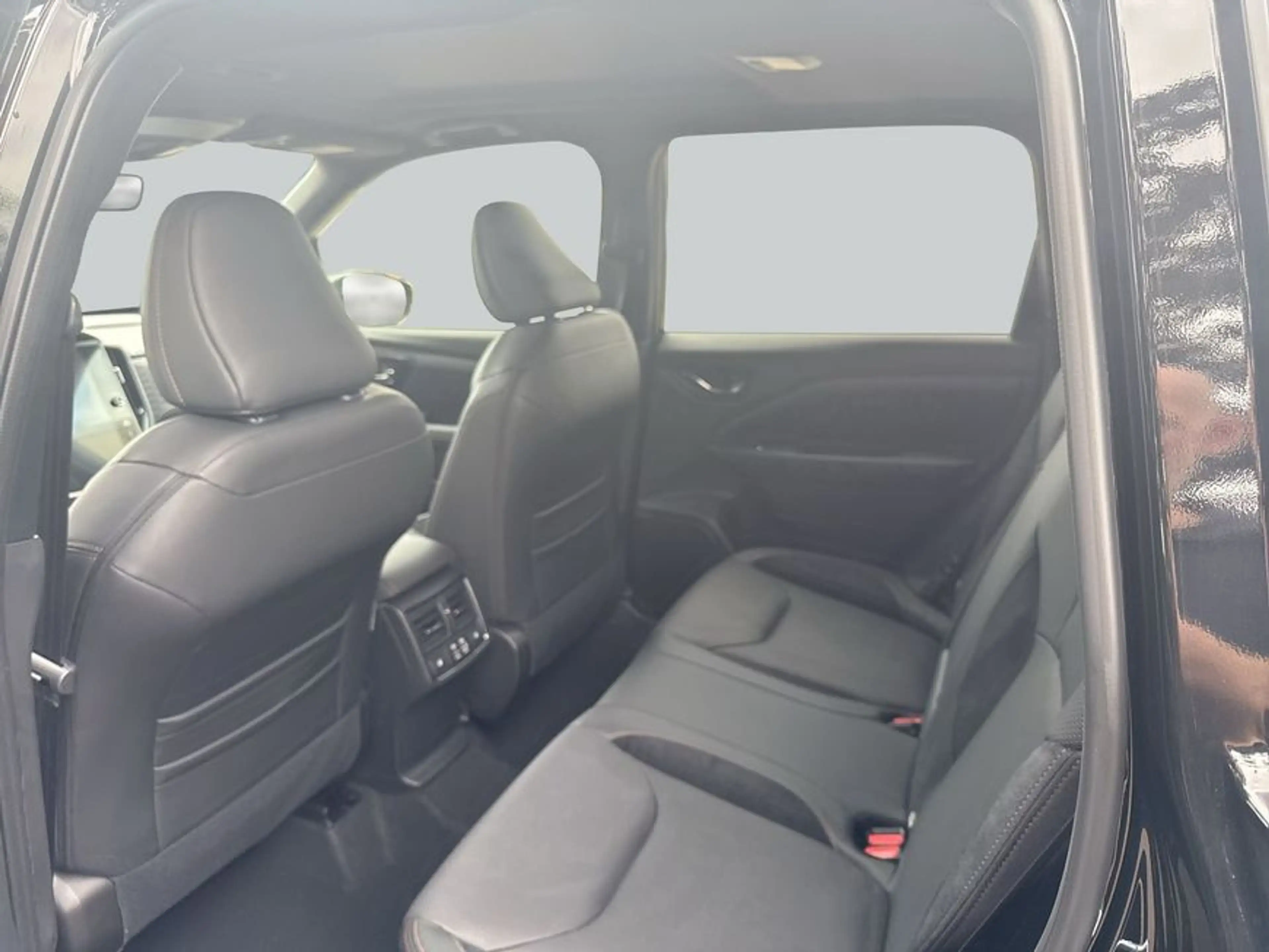 Subaru Forester 2.0ie Platinum MJ26 — photo 11