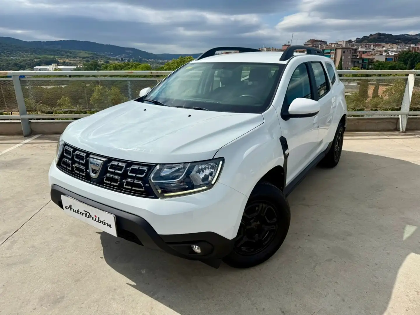 Dacia Duster 1.5Blue dCi Comfort 4x4 85kW Wit - 2