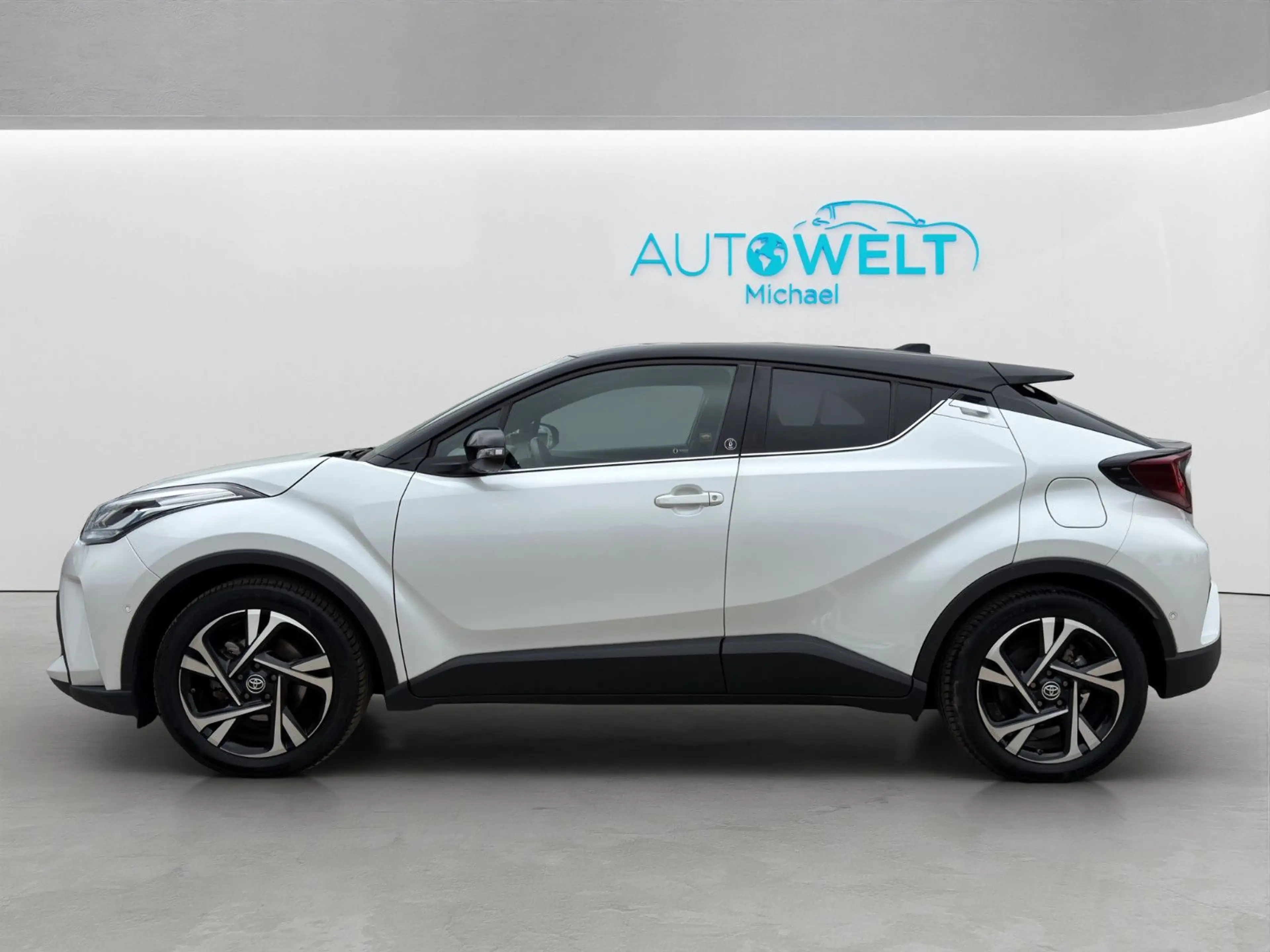 Toyota C-HR 2.0 Hybrid Aut. KLIMAAUT SITZH KAM LED DAB — photo 8