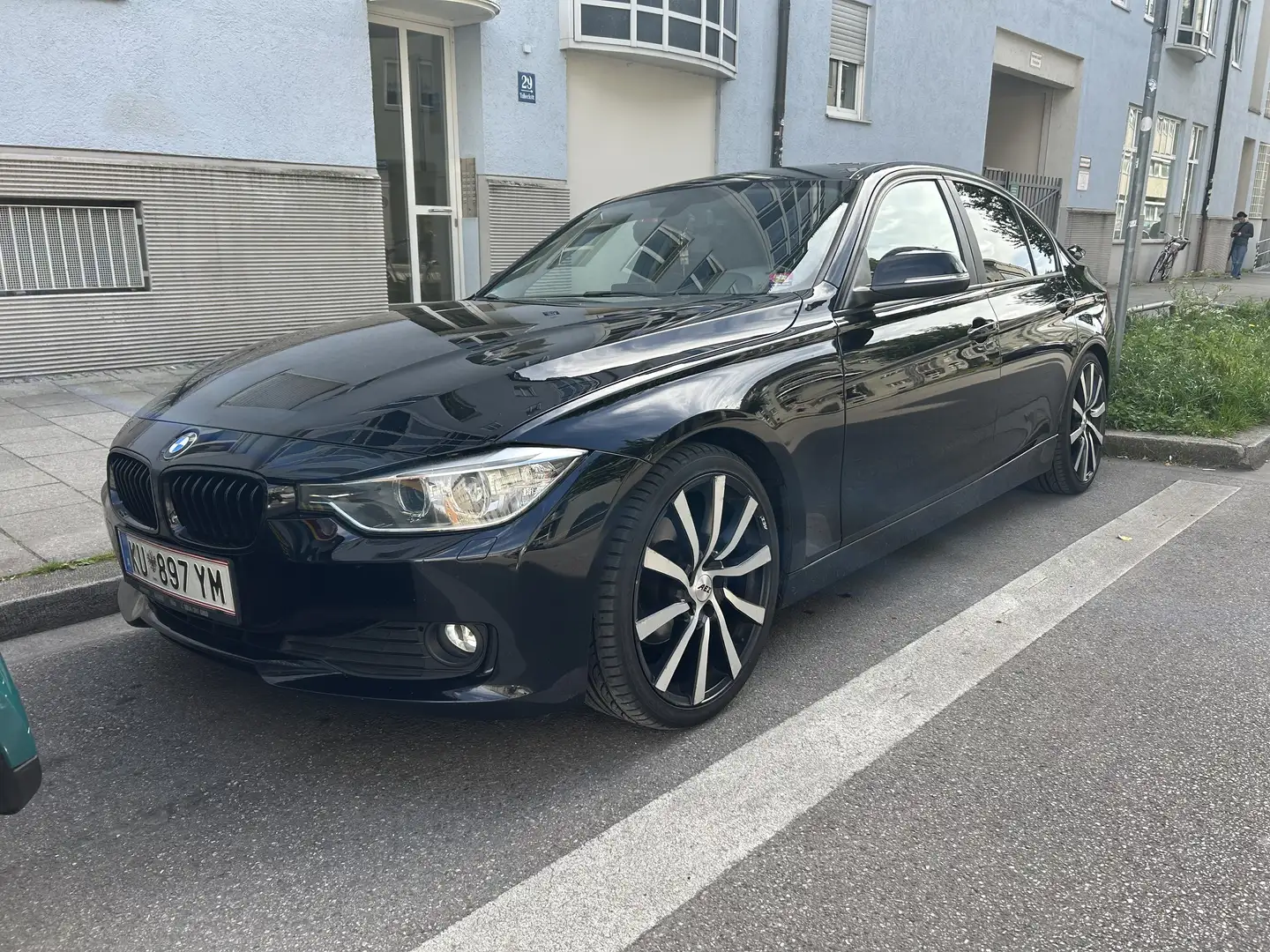BMW 316 316d Österreich-Paket Чорний - 1