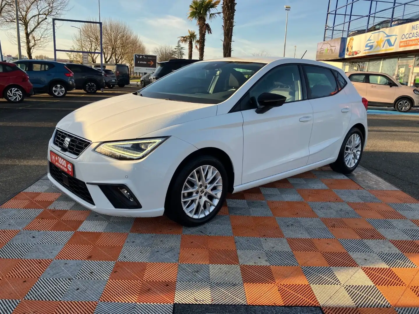 SEAT Ibiza 1.0 TSI 110 BV6 FR GPS Caméra Cockpit Blanc - 1