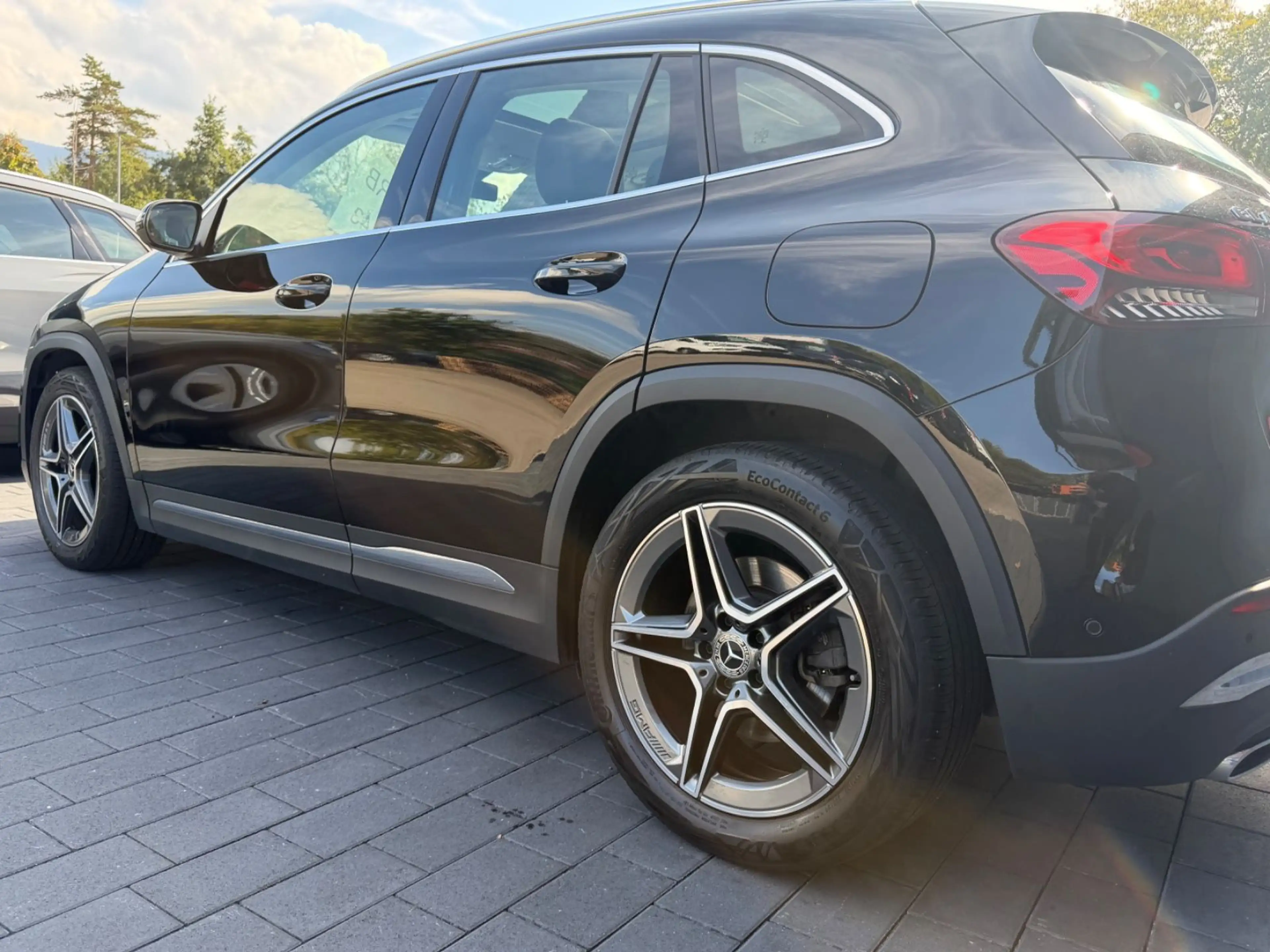Mercedes-Benz GLA 250 4Matic AMG-Line*Pano*AHK*RFK*Led*ACC*Ass — photo 6