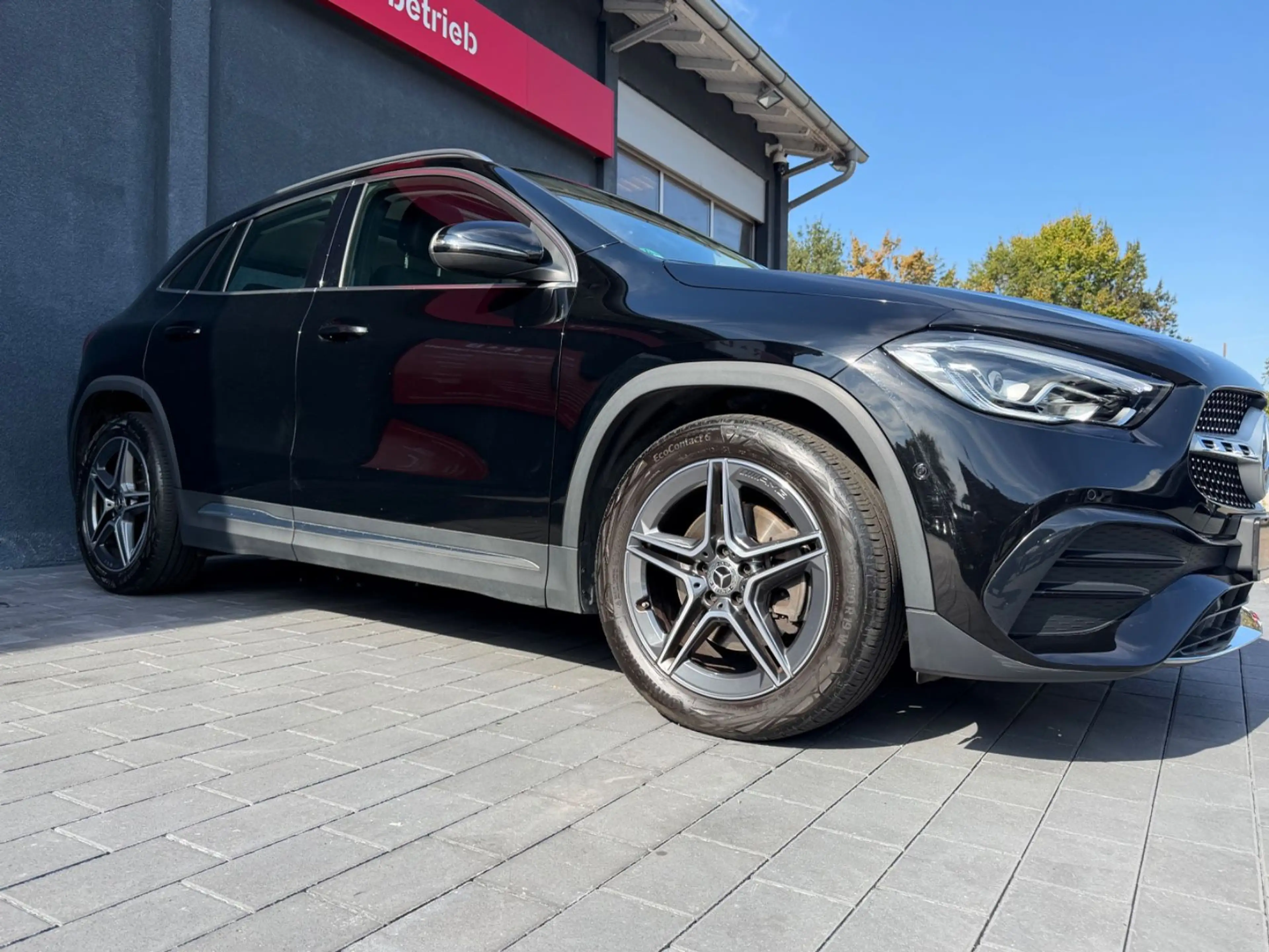 Mercedes-Benz GLA 250 4Matic AMG-Line*Pano*AHK*RFK*Led*ACC*Ass — photo 3