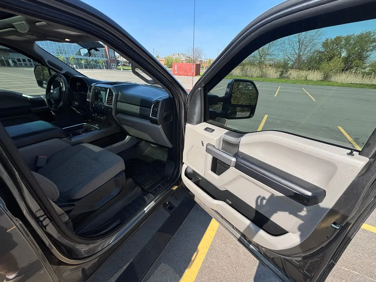 Ford F 350 photo Ford F 350