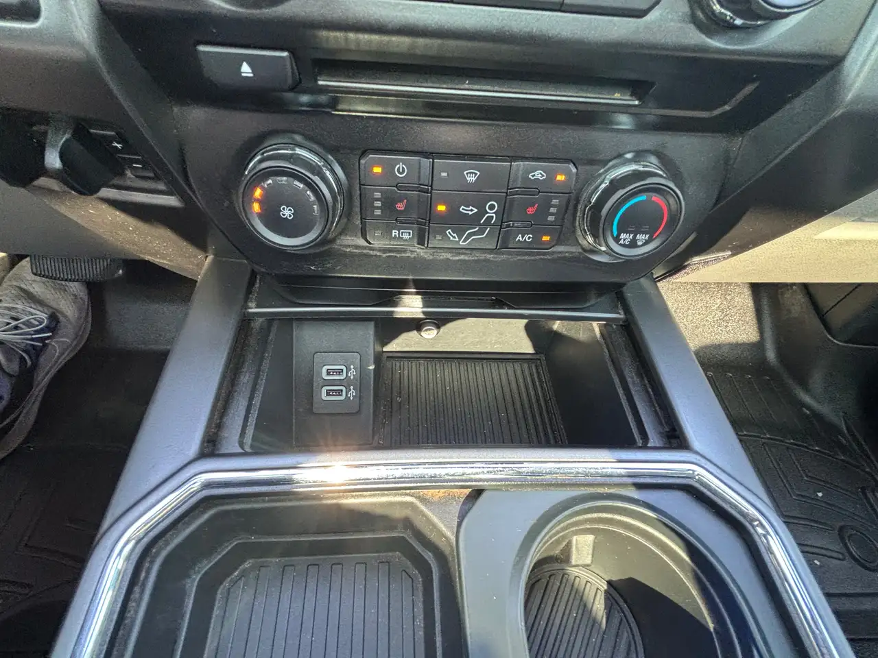 Ford F 350 photo Ford F 350