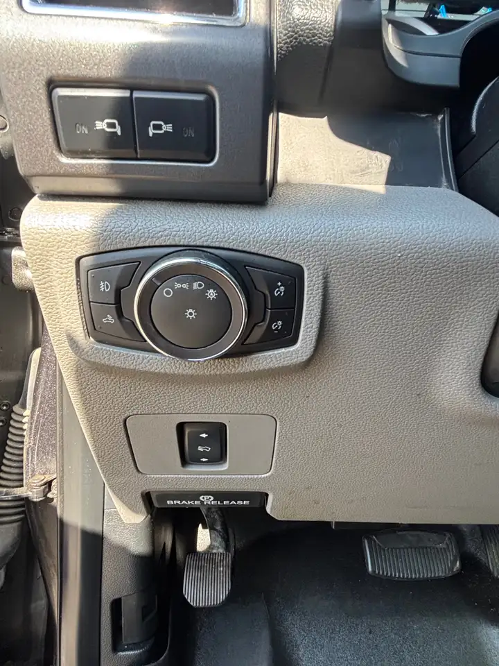 Ford F 350 photo Ford F 350