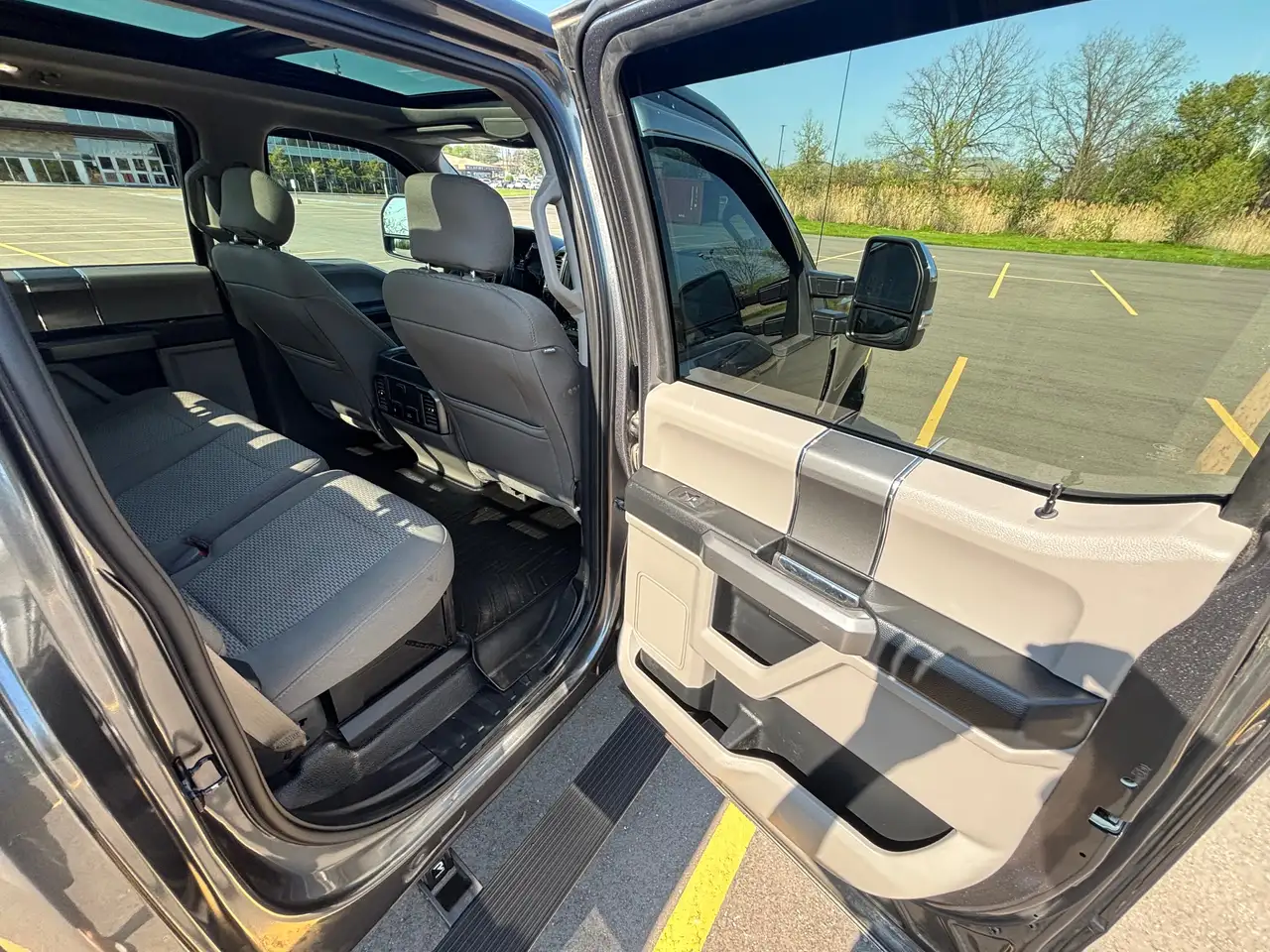 Ford F 350 photo Ford F 350