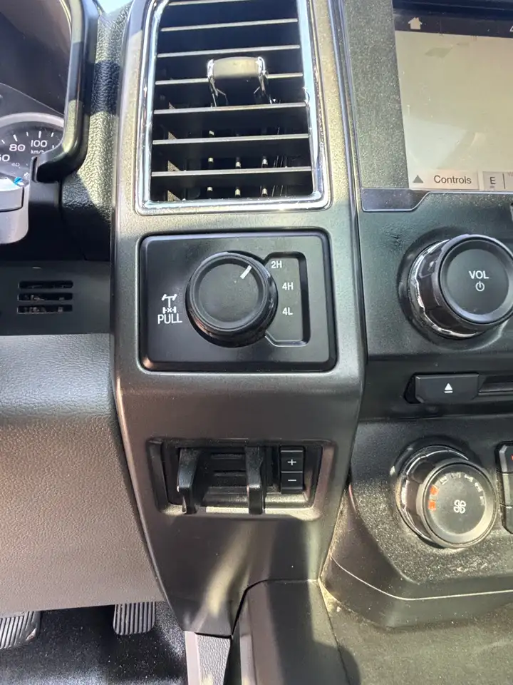 Ford F 350 photo Ford F 350
