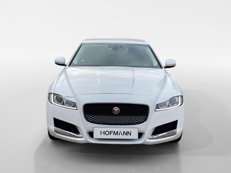 Jaguar XF Prestige — photo 2